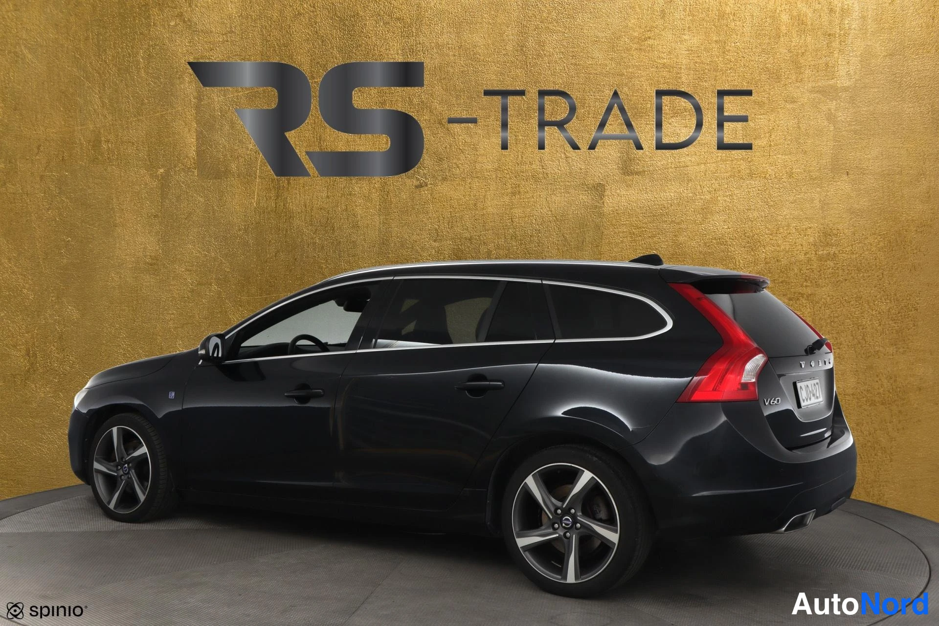 Black Volvo V60 2015, rear three-quarter, photo 6