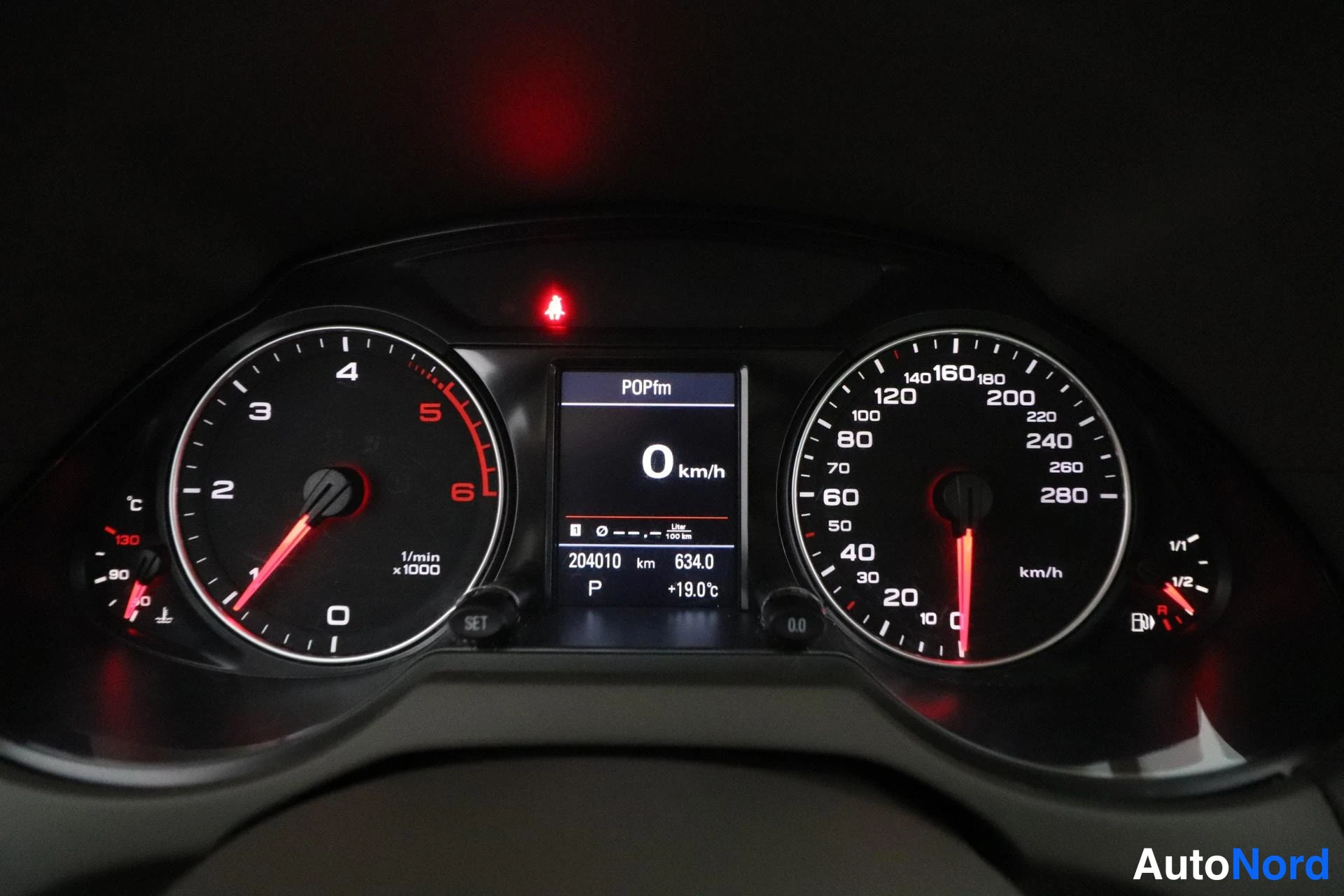 Black Audi Q5 2009, detail, photo 13