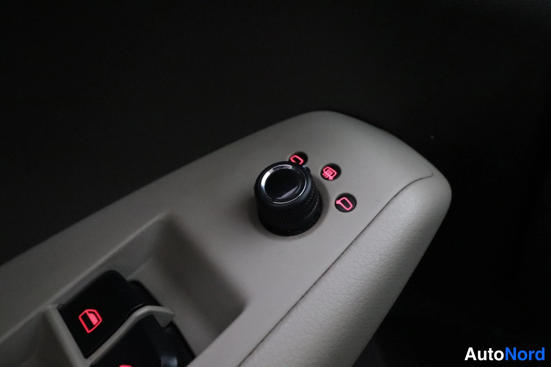 Black Audi Q5 2009, detail, photo 29