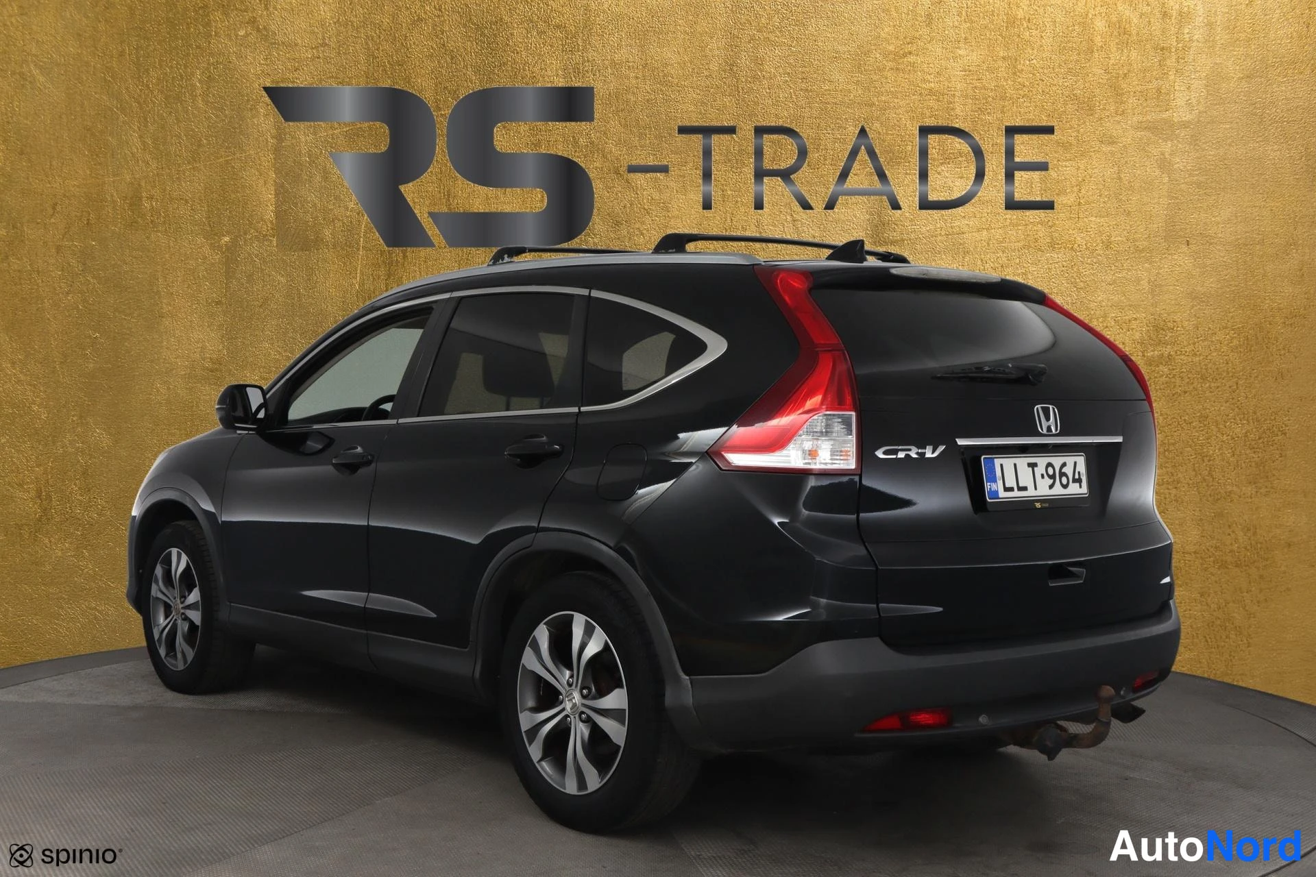 Musta Honda CR-V 2013, takaviisto, kuva 5