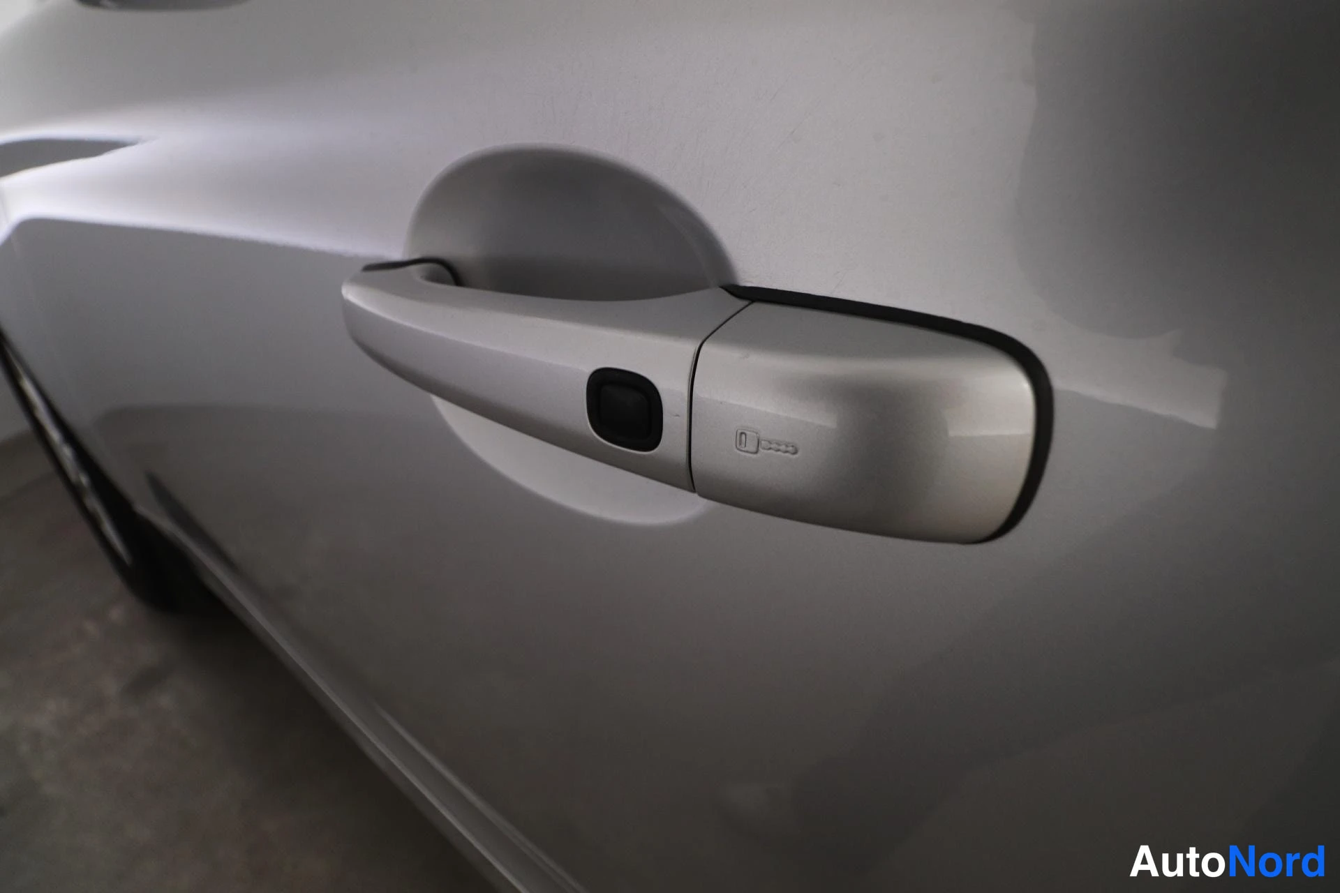 Hopea Volvo XC60 2014, yksityiskohta, kuva 28