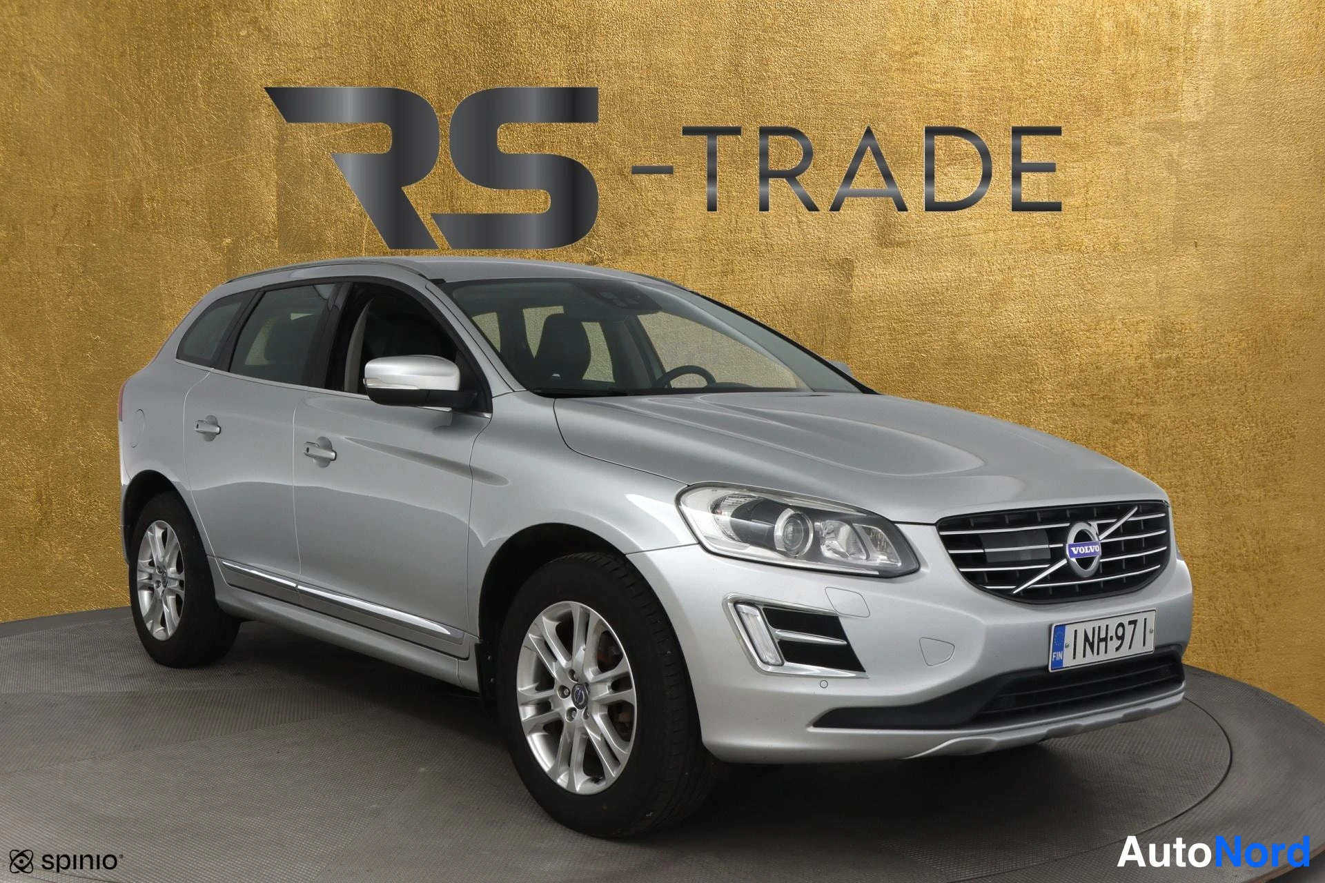 Hopea Volvo XC60 2014, etuviisto, keula oikealle, kuva 3