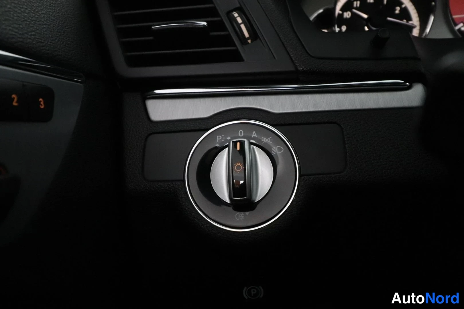 Hopea Mercedes-Benz E 2009, yksityiskohta, kuva 26