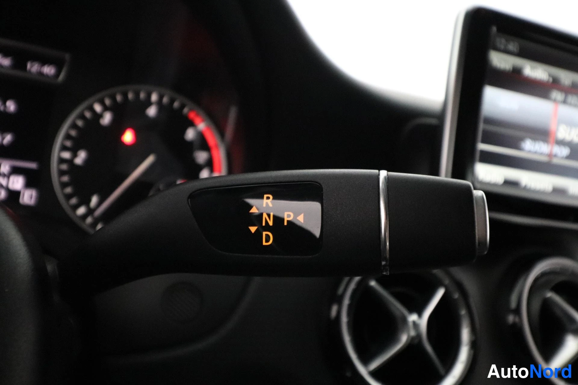 Sininen Mercedes-Benz A 2012, yksityiskohta, kuva 33