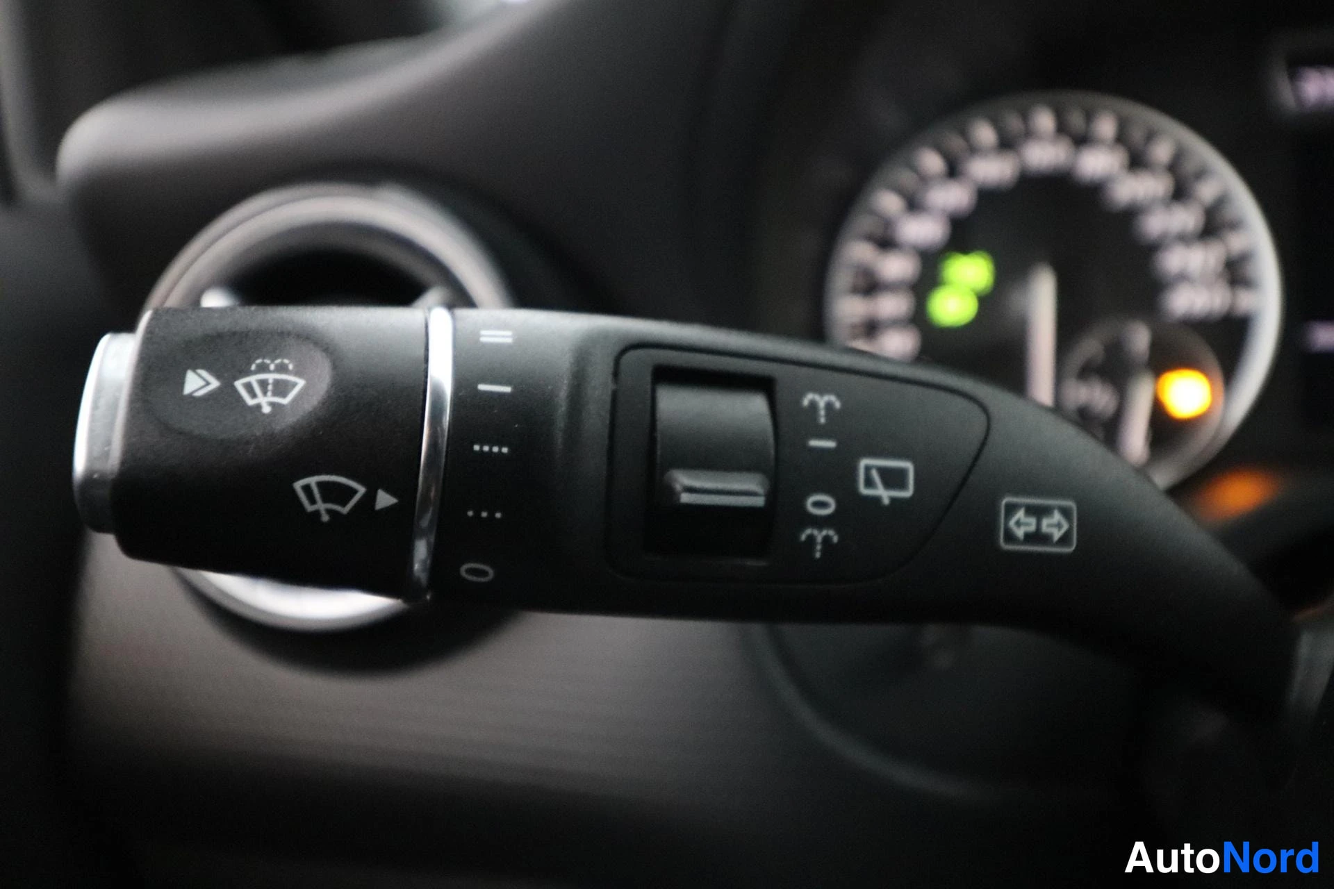 Sininen Mercedes-Benz A 2012, yksityiskohta, kuva 34
