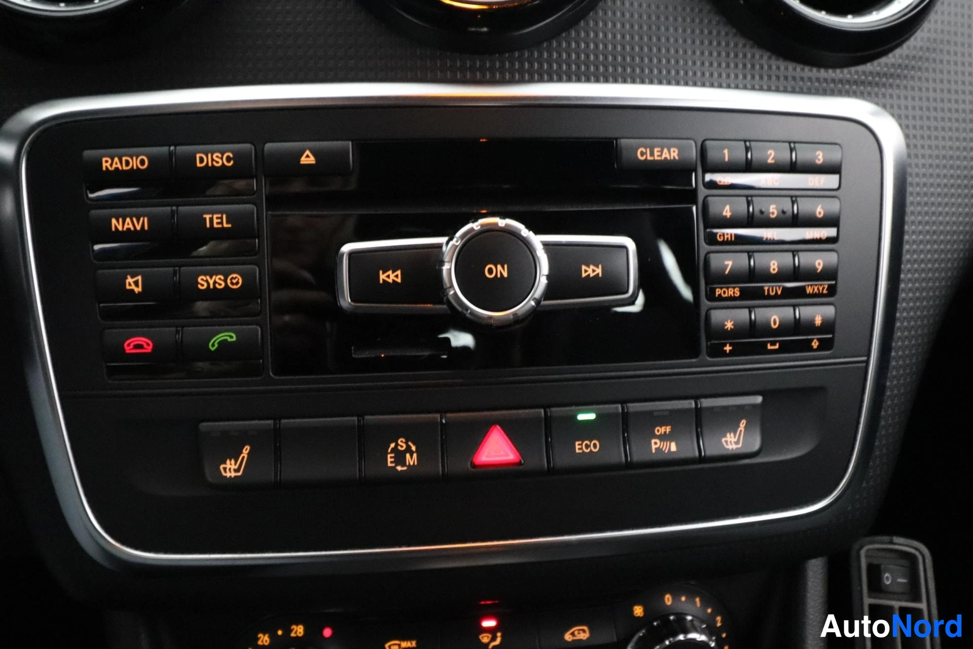 Sininen Mercedes-Benz A 2012, yksityiskohta, kuva 23