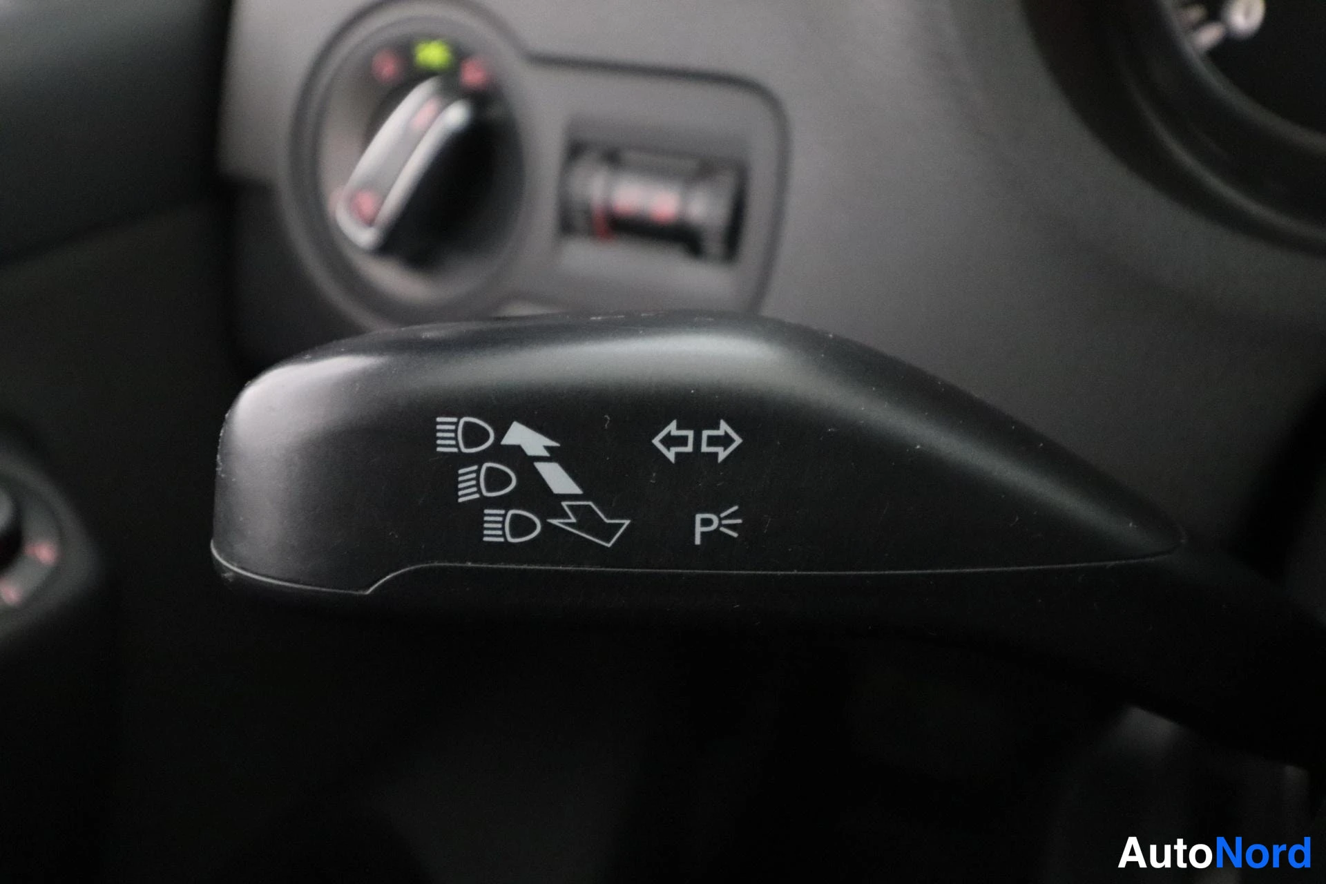 Silver Volkswagen Polo 2013, detalj, bild 15