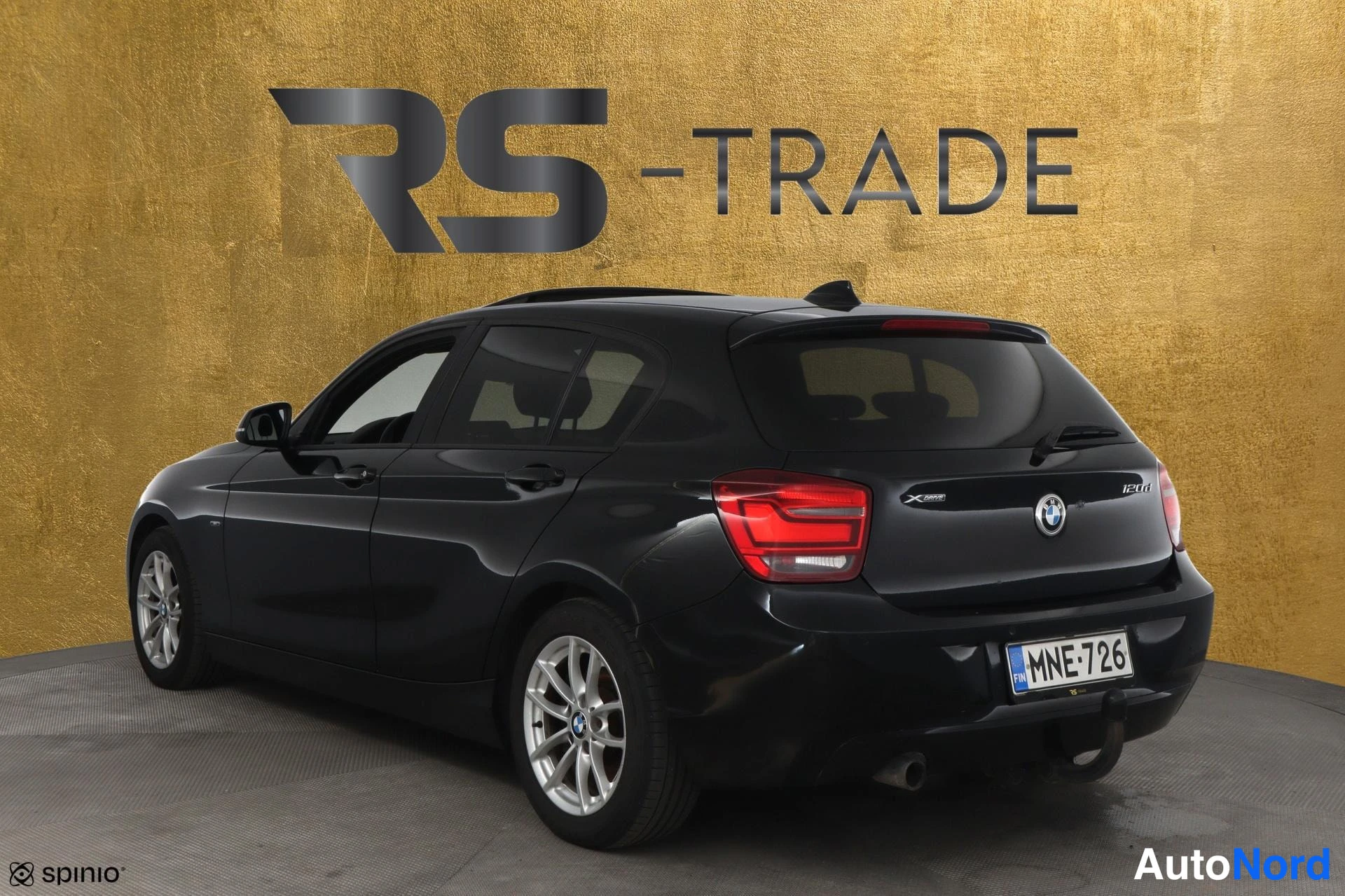 Musta BMW 120d xDrive 2013, takaviisto, kuva 5