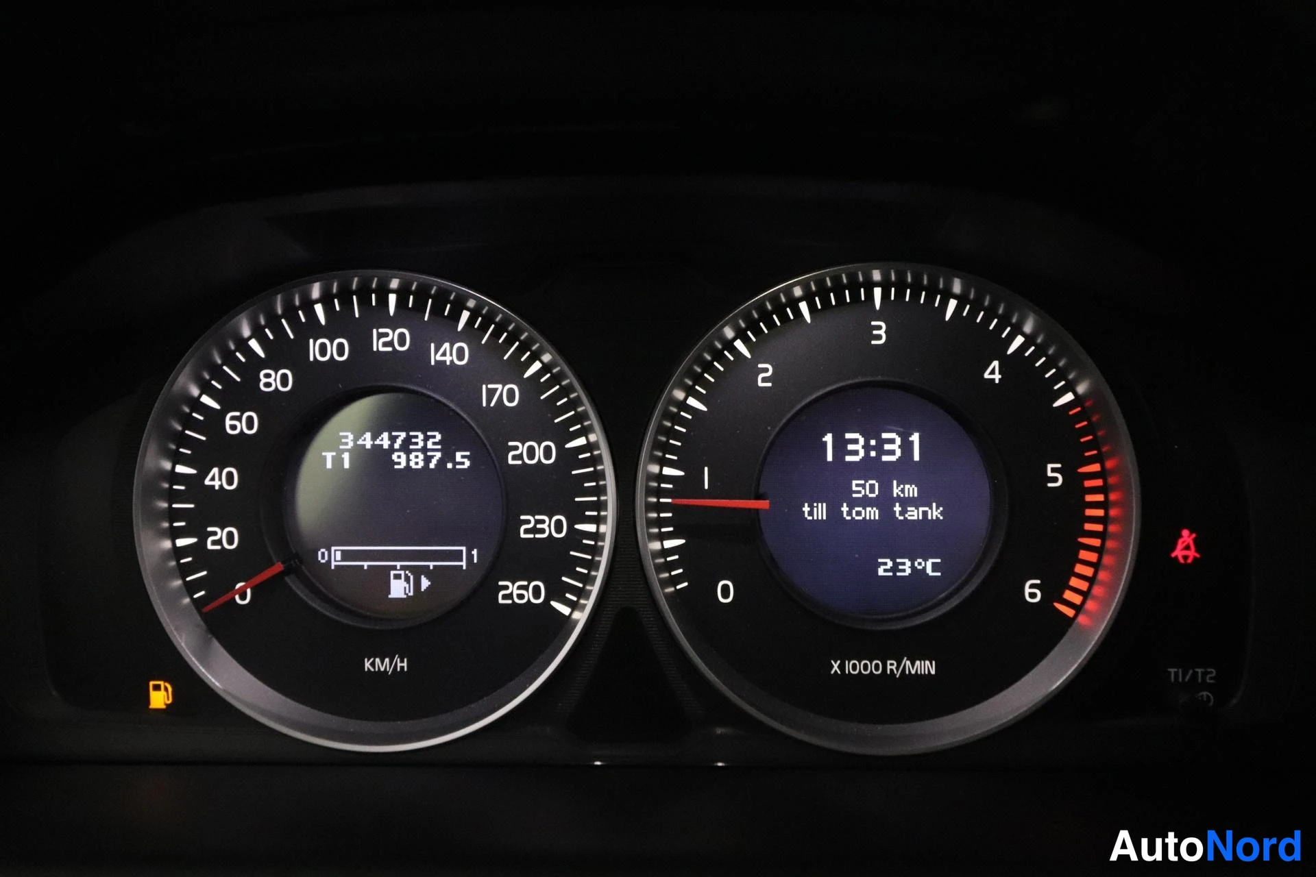 Grey Volvo XC60 2012, detail, photo 14