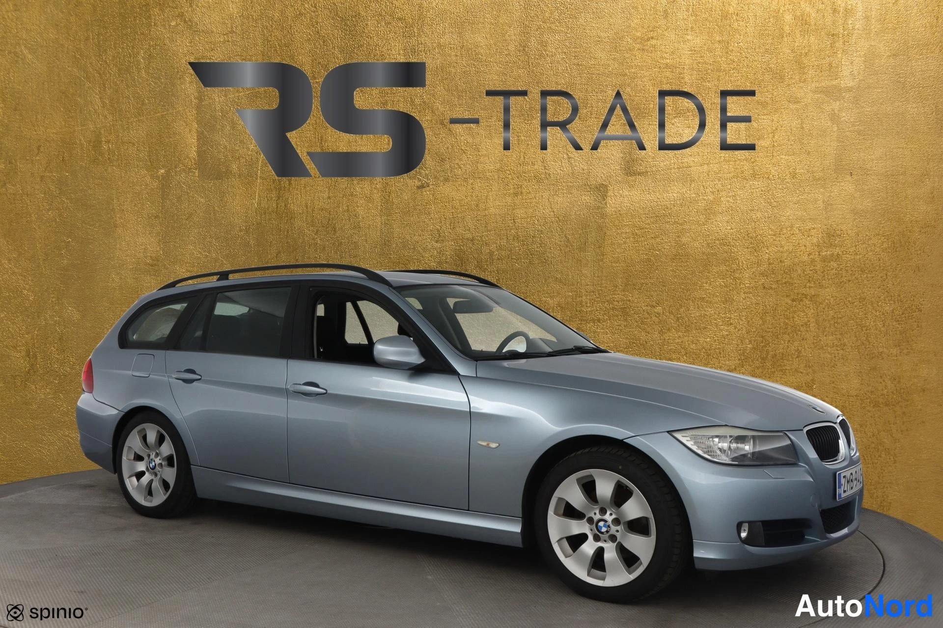 Hopea BMW 316i 2010, etuviisto, keula oikealle, kuva 2