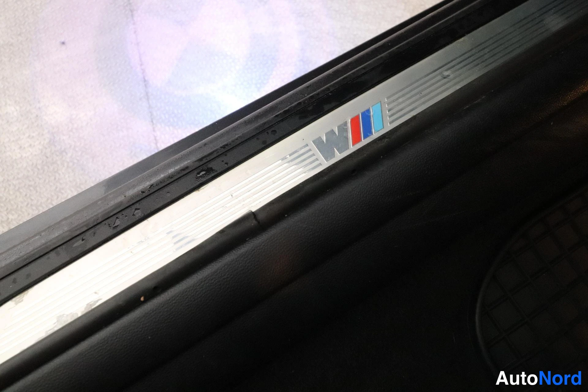 Grå BMW 330i xDrive 2007, detalj, bild 27