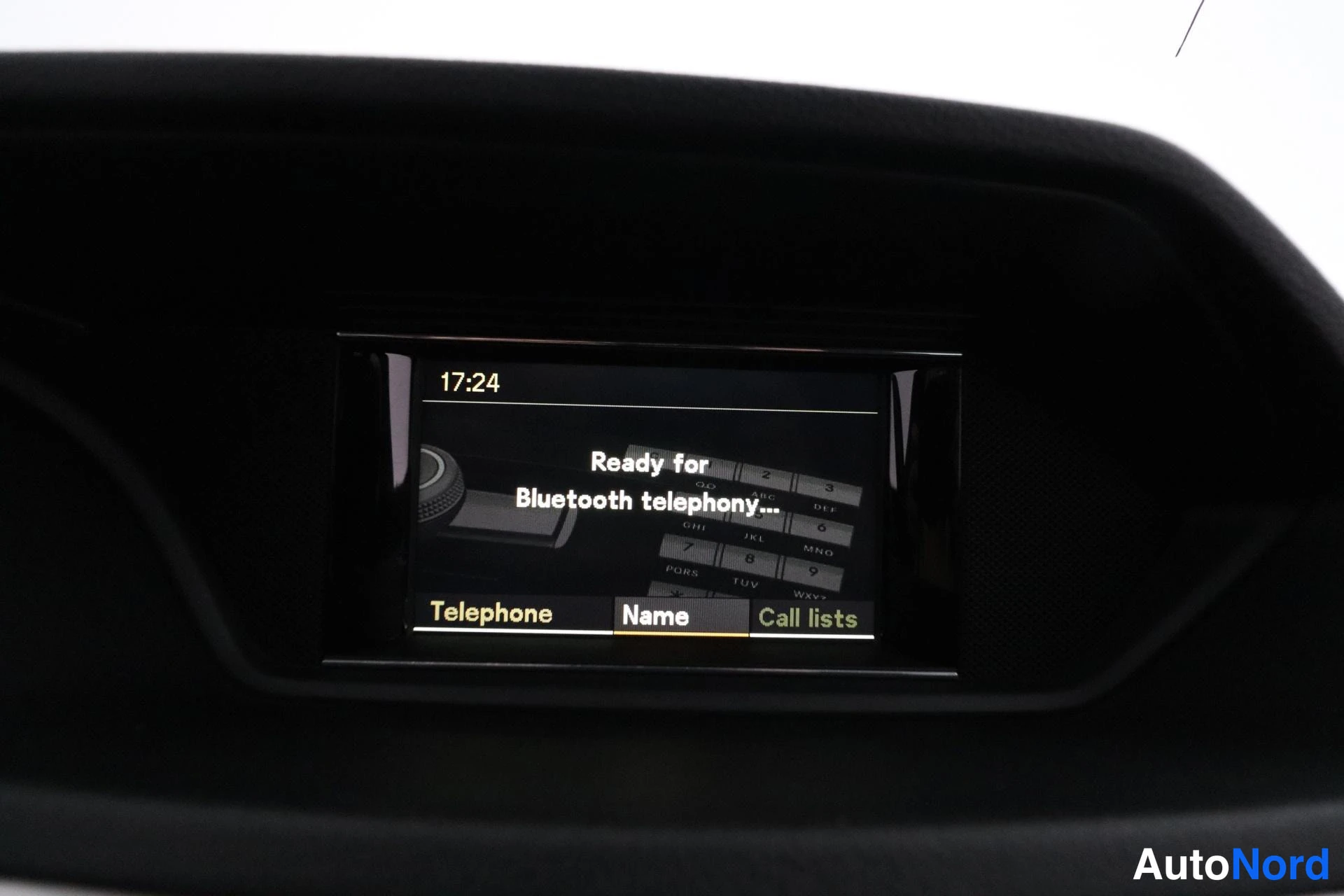Harmaa Mercedes-Benz E 2011, yksityiskohta, kuva 19