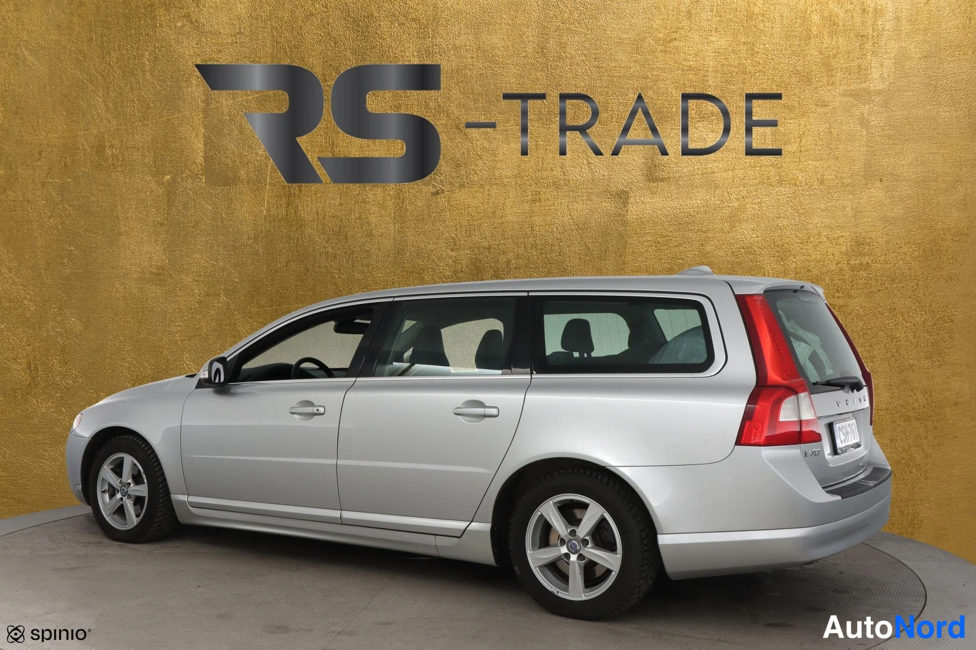 Hopea Volvo V70 2010, takaviisto, kuva 6