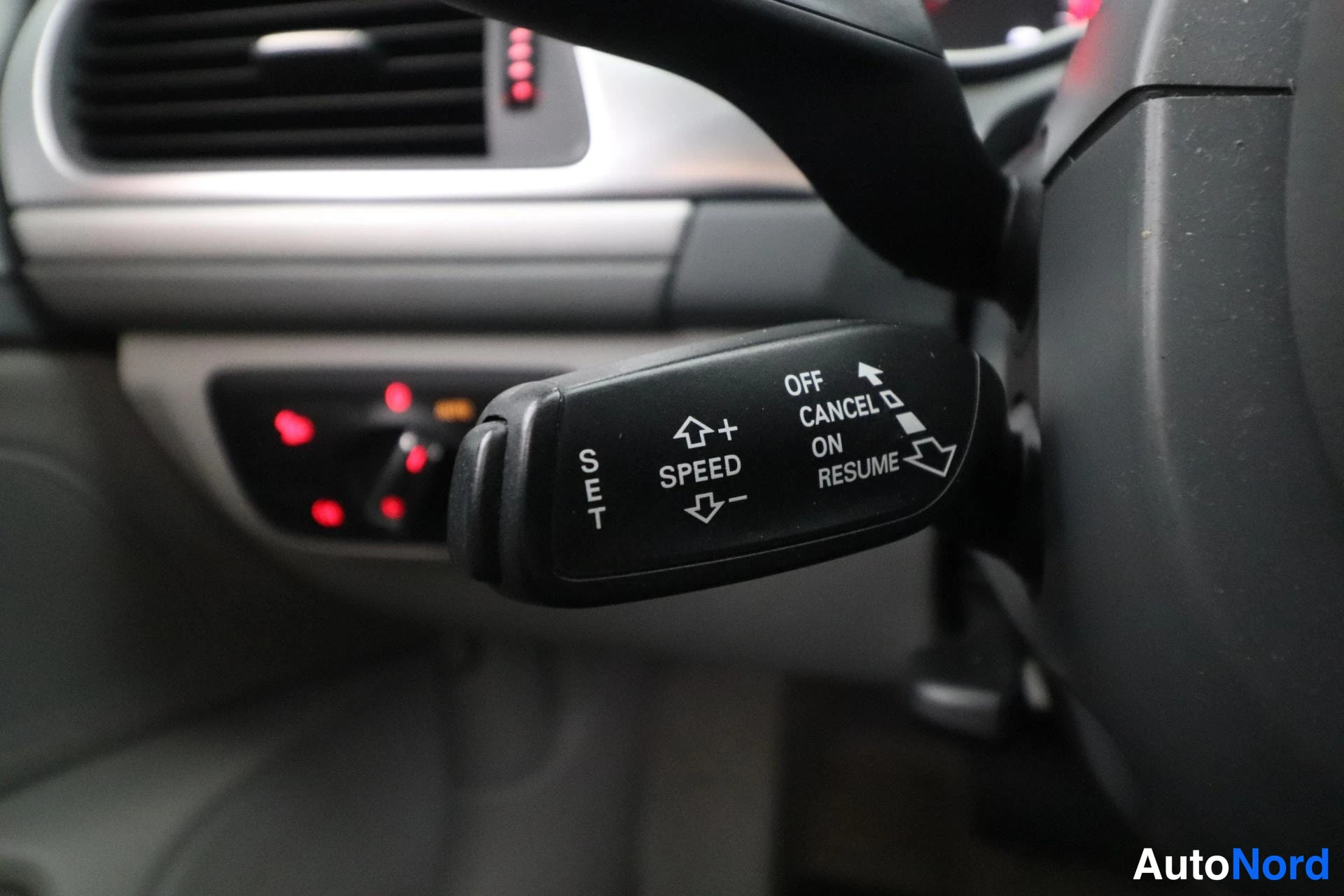 Harmaa Audi A6 2012, kuva 38