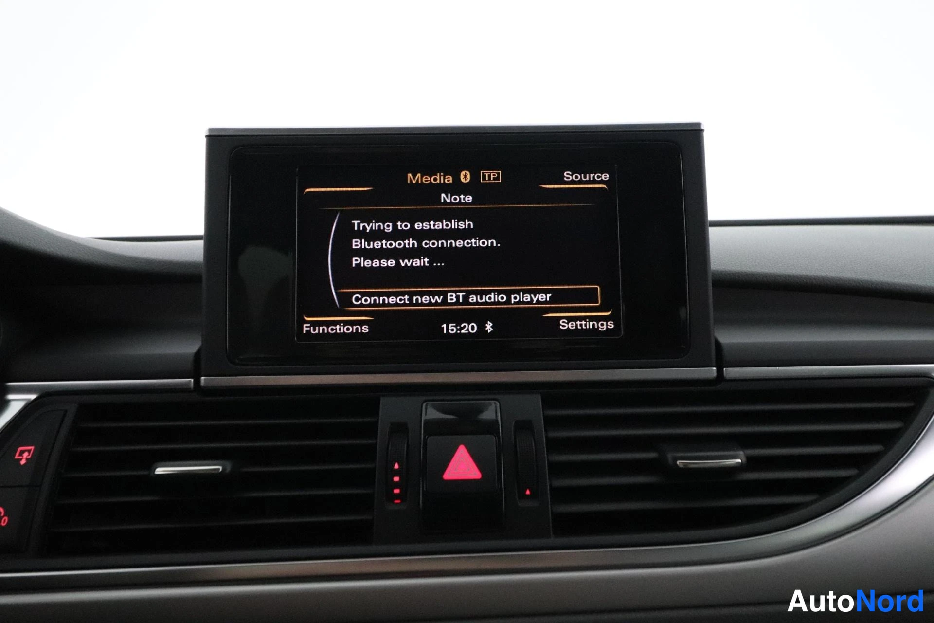 Harmaa Audi A6 2012, yksityiskohta, kuva 18