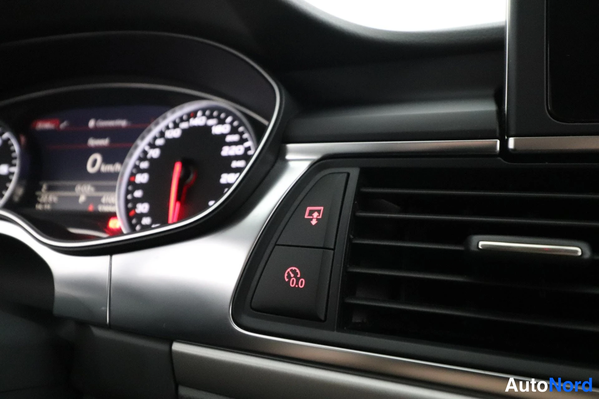 Harmaa Audi A6 2012, yksityiskohta, kuva 35