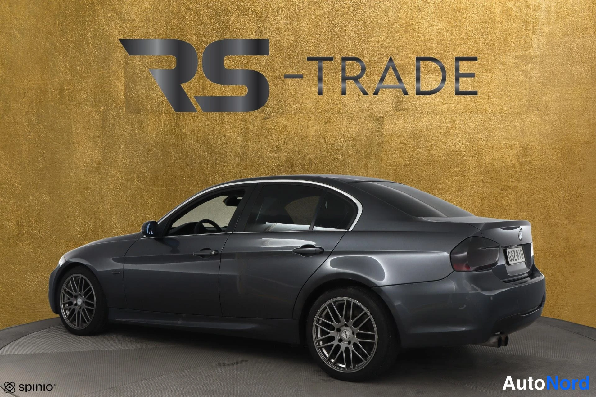 Harmaa BMW 330d xDrive 2006, takaviisto, kuva 6