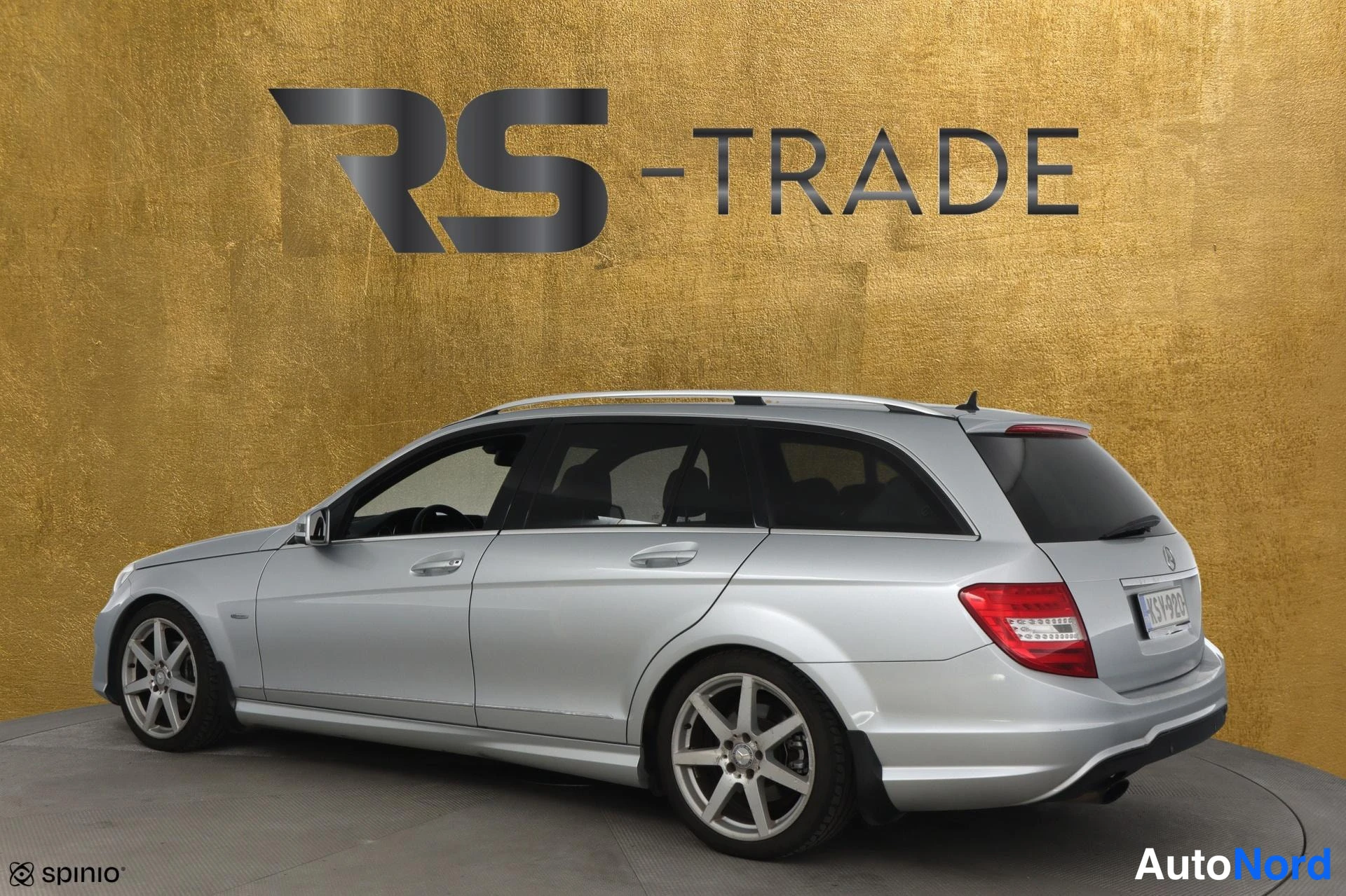 Harmaa Mercedes-Benz C 2011, takaviisto, kuva 6