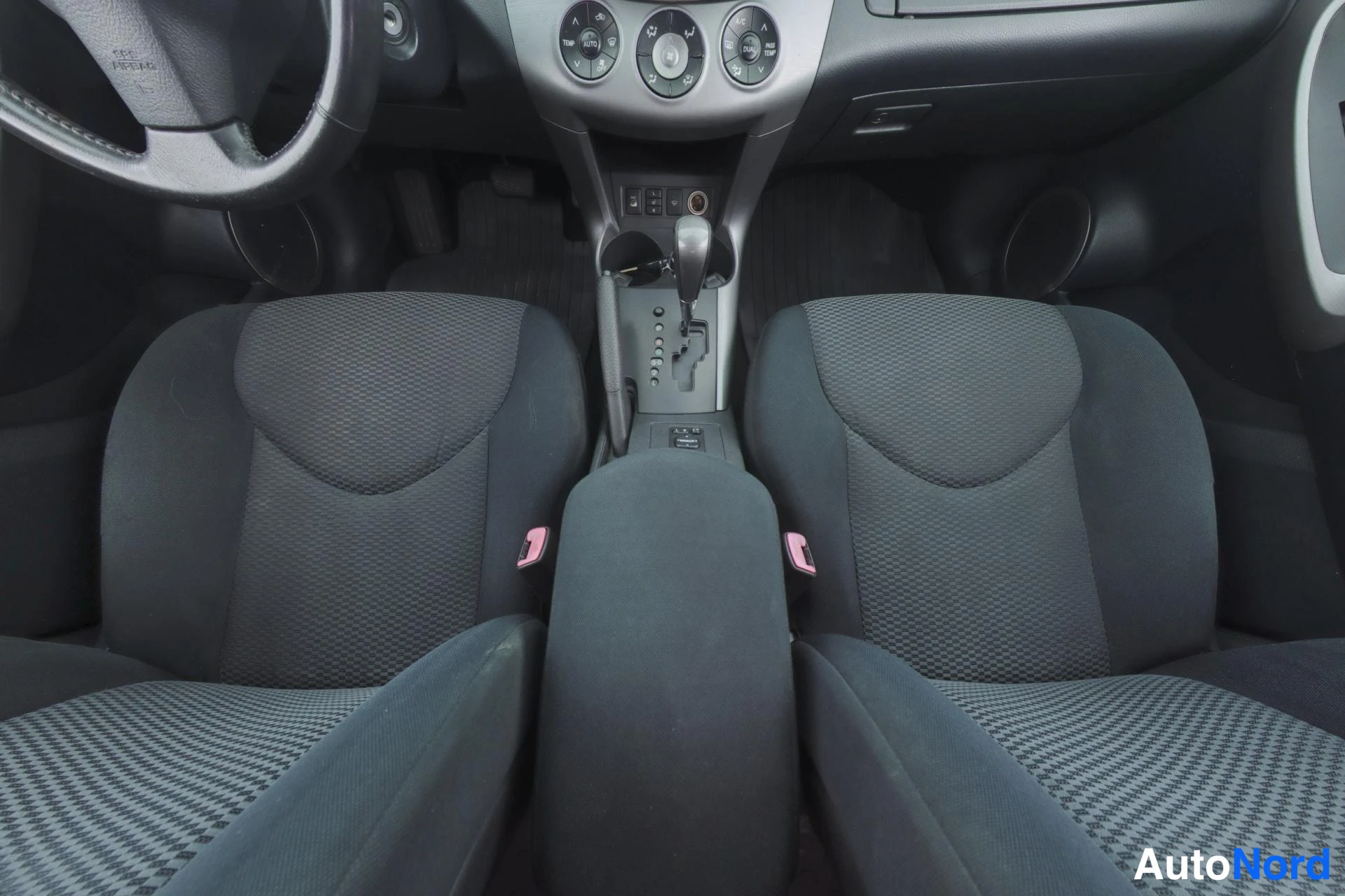 Beige Toyota RAV4 2006, ohjaamo, kuva 7