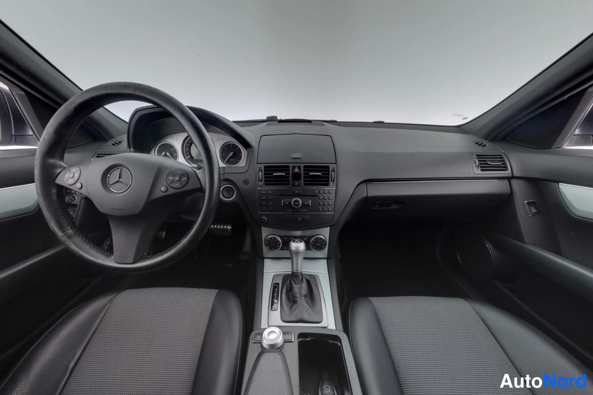 Harmaa Mercedes-Benz C 2008, kuva 7