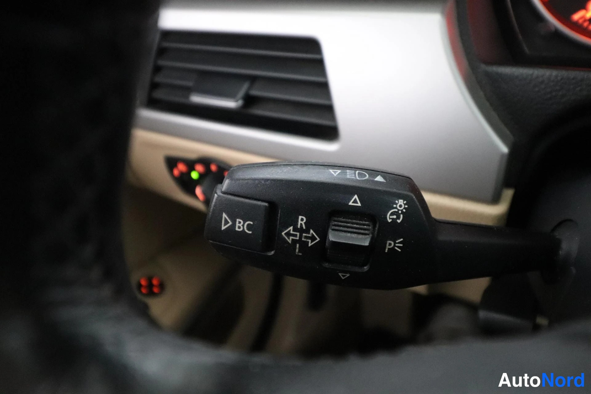 Vihreä BMW 325i xDrive 2005, kuva 19
