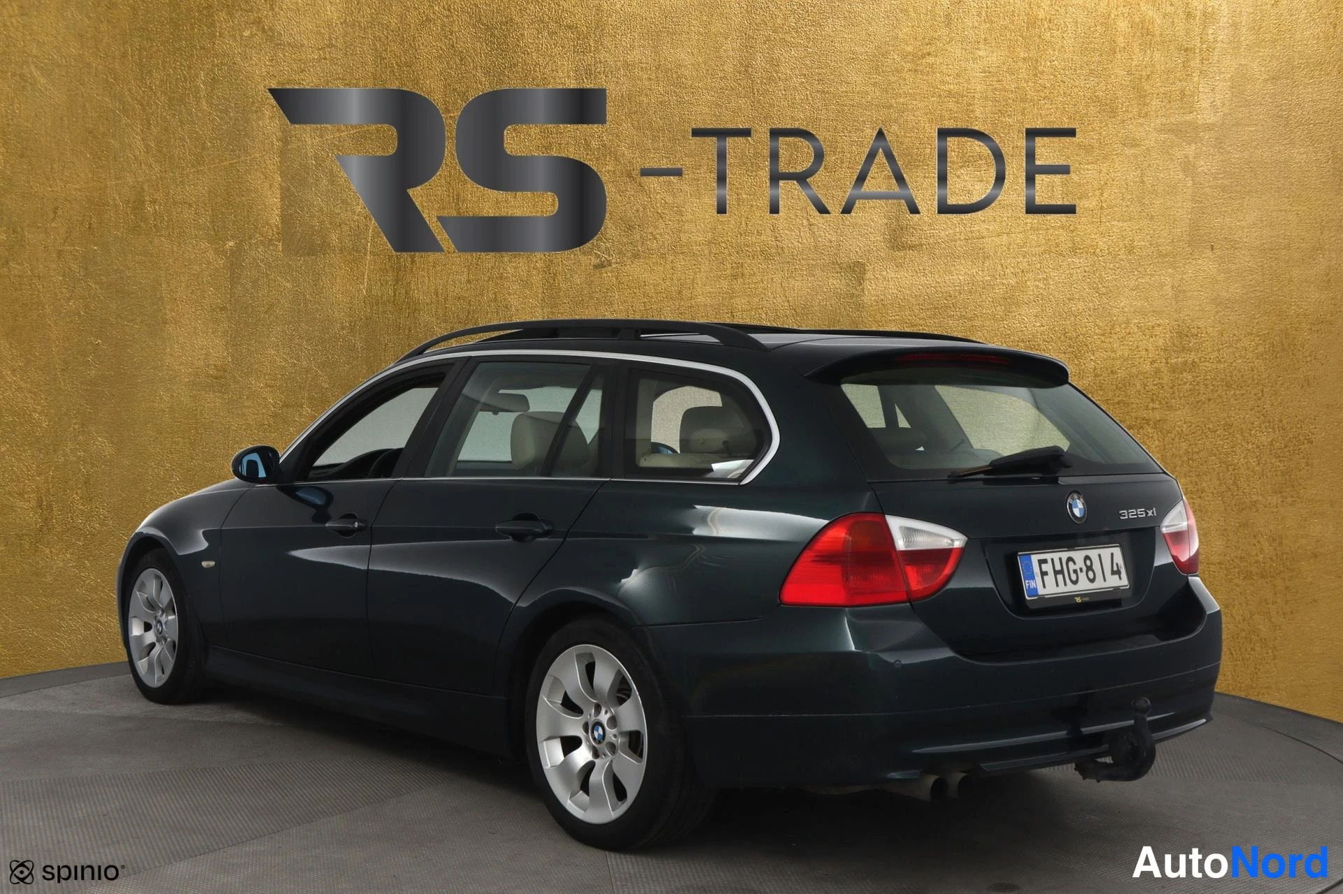 Vihreä BMW 325i xDrive 2005, takaviisto, kuva 6