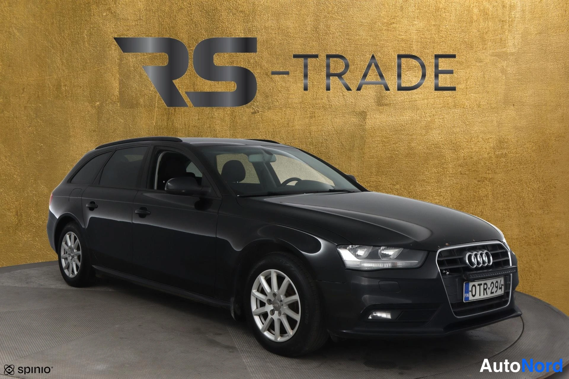 Musta Audi A4 2012, etuviisto, keula oikealle, kuva 3