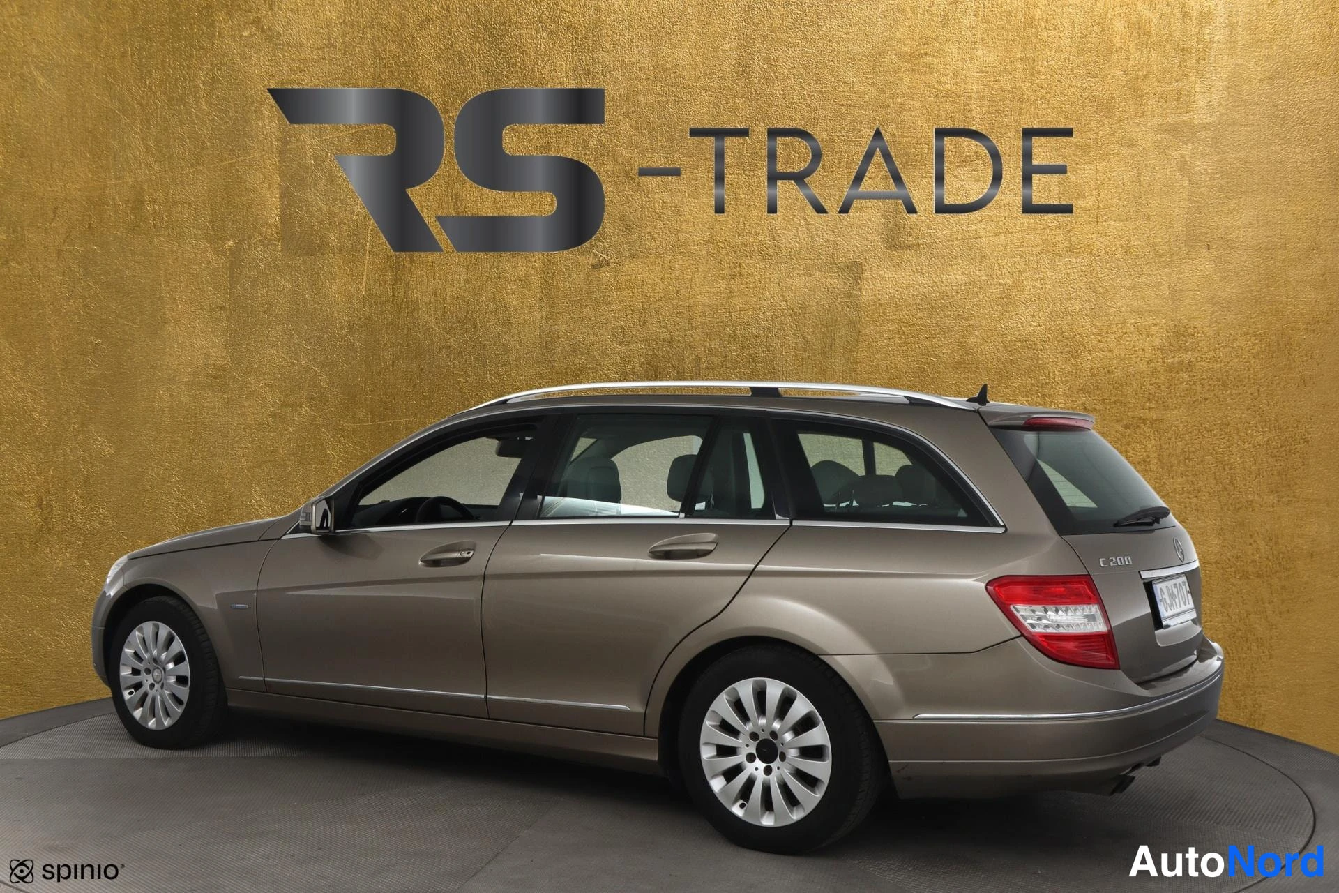 Beige Mercedes-Benz C 2011, takaviisto, kuva 6