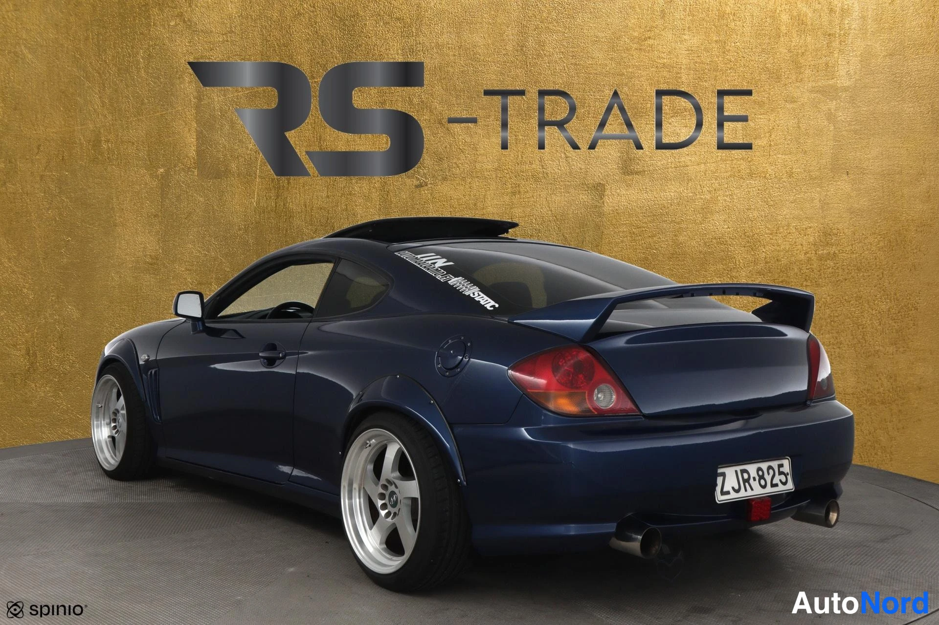 Sininen Hyundai Coupe 2004, takaviisto, kuva 4