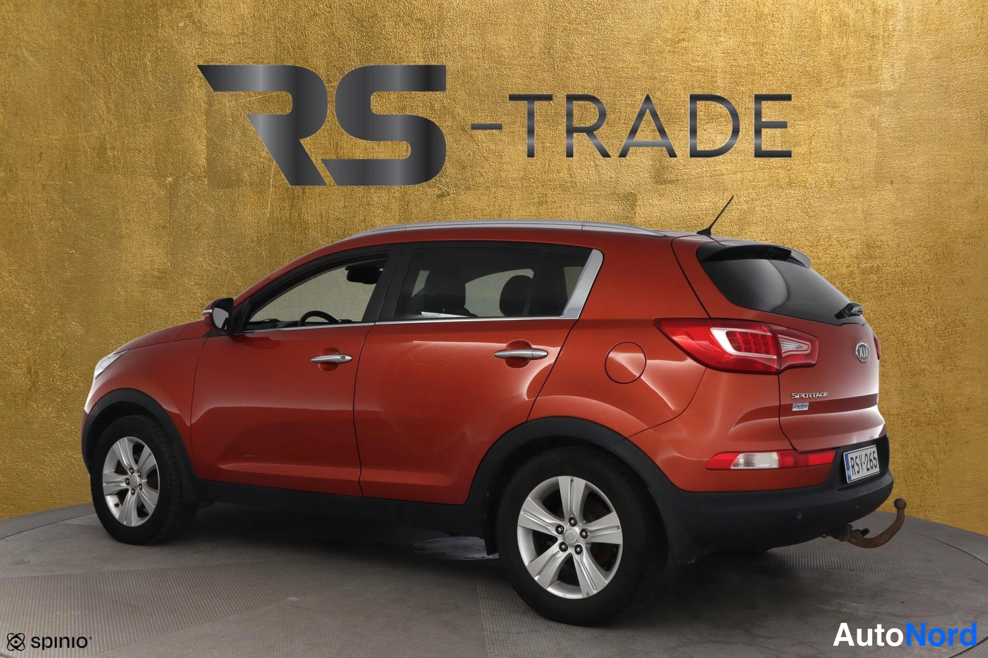 Oranssi Kia Sportage 2010, takaviisto, kuva 6