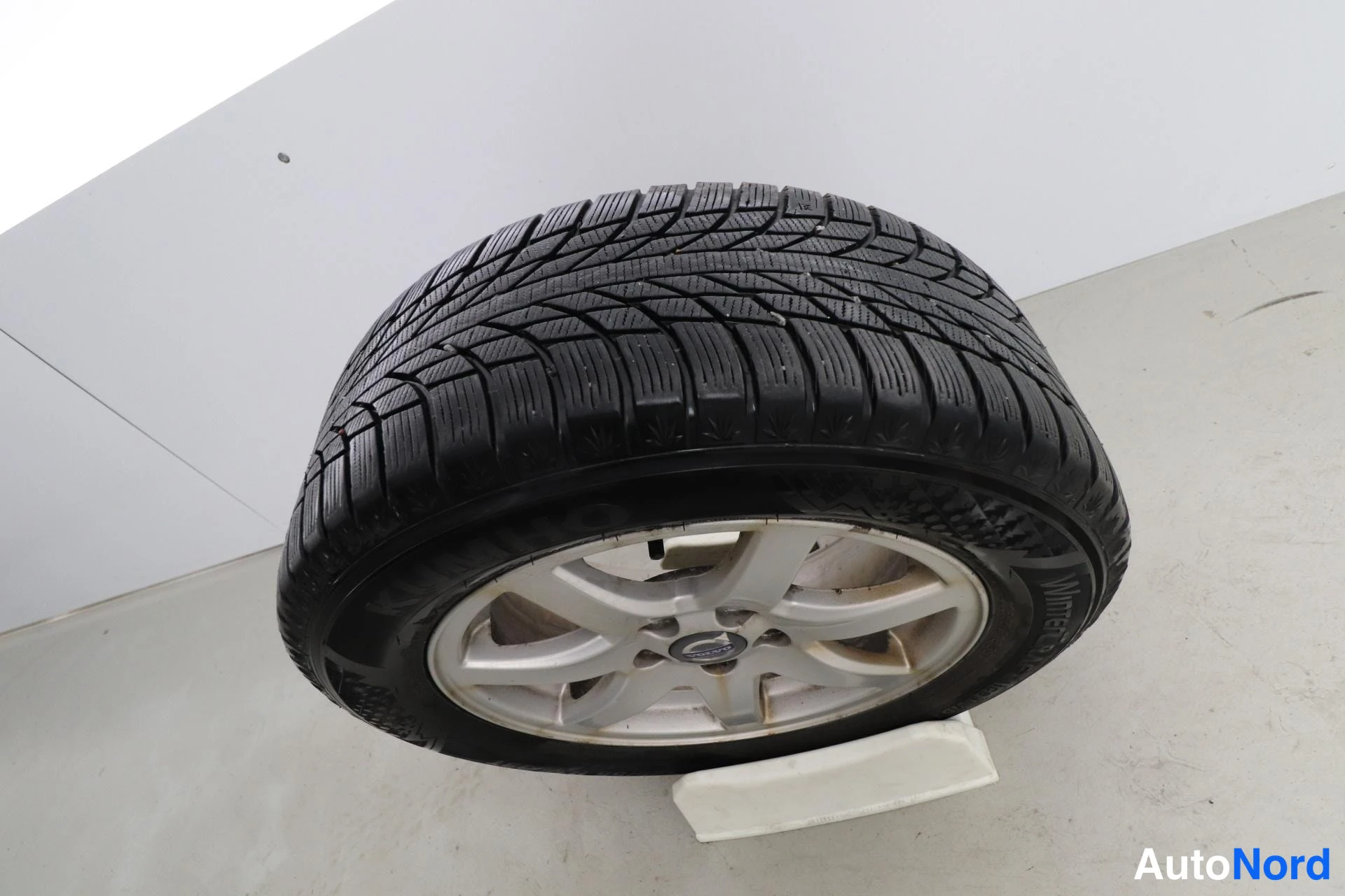 Harmaa Volvo V70 2008, yksityiskohta, kuva 21