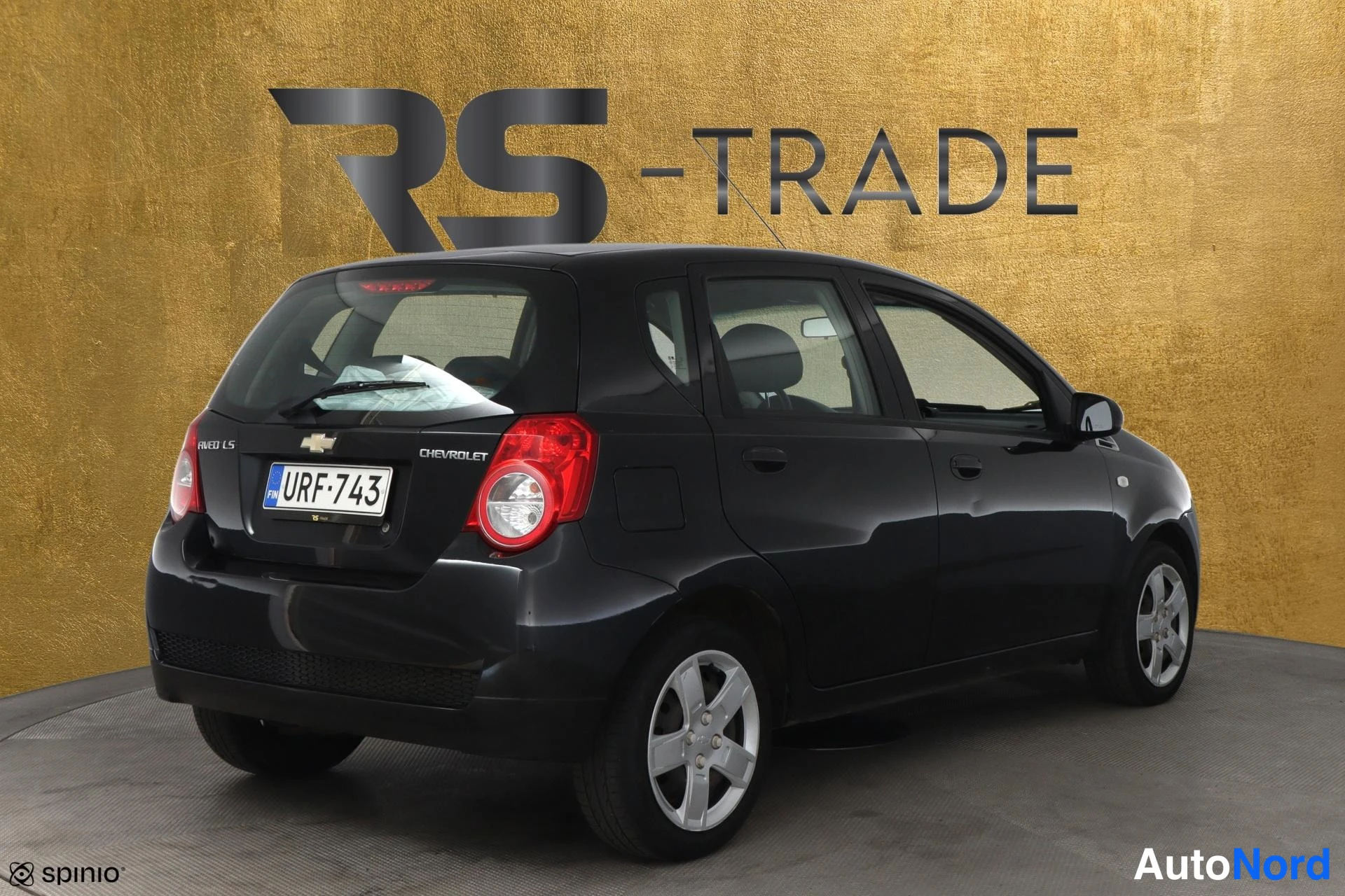 Black Chevrolet Aveo 2012, rear three-quarter, photo 4