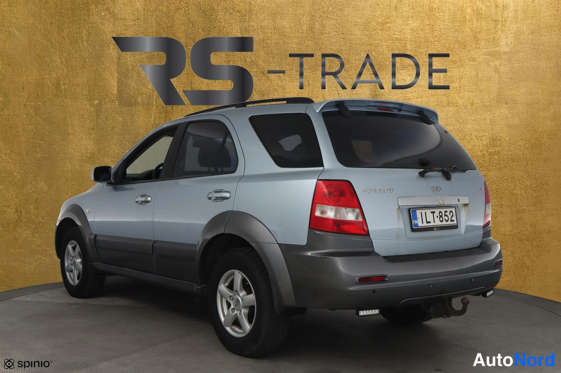 Sininen Kia Sorento 2004, takaviisto, kuva 5