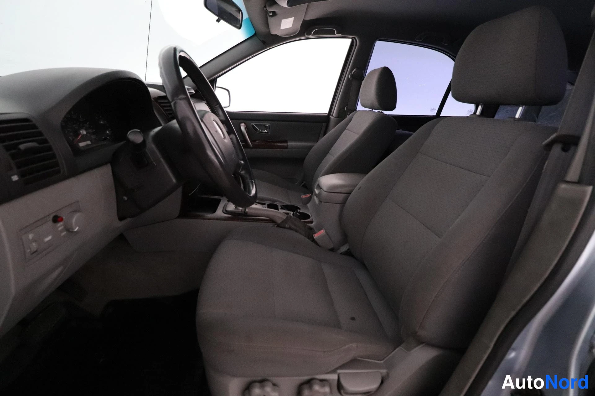 Sininen Kia Sorento 2004, etuistuimet, kuva 10