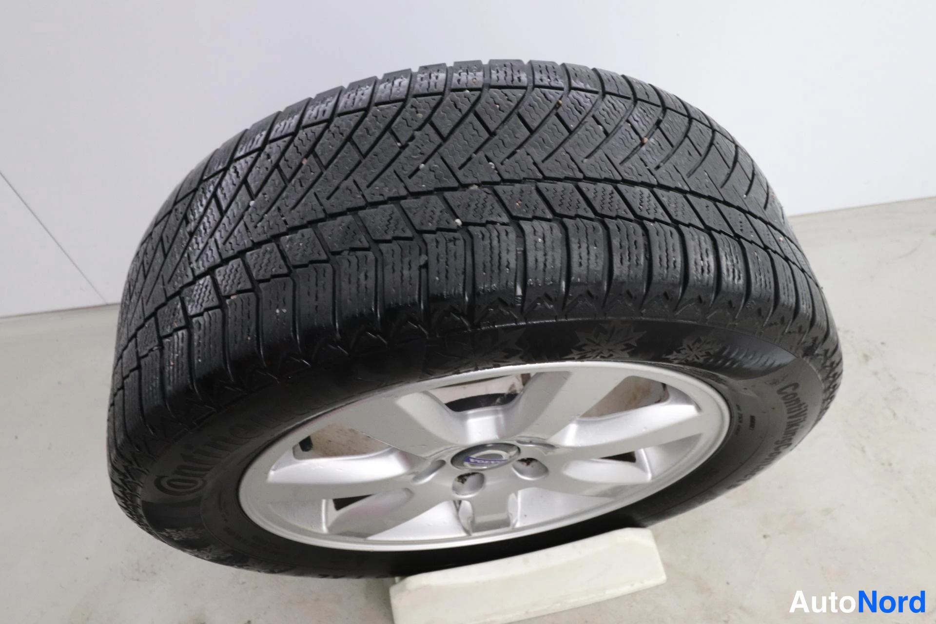 Musta Volvo V70 2008, yksityiskohta, kuva 25