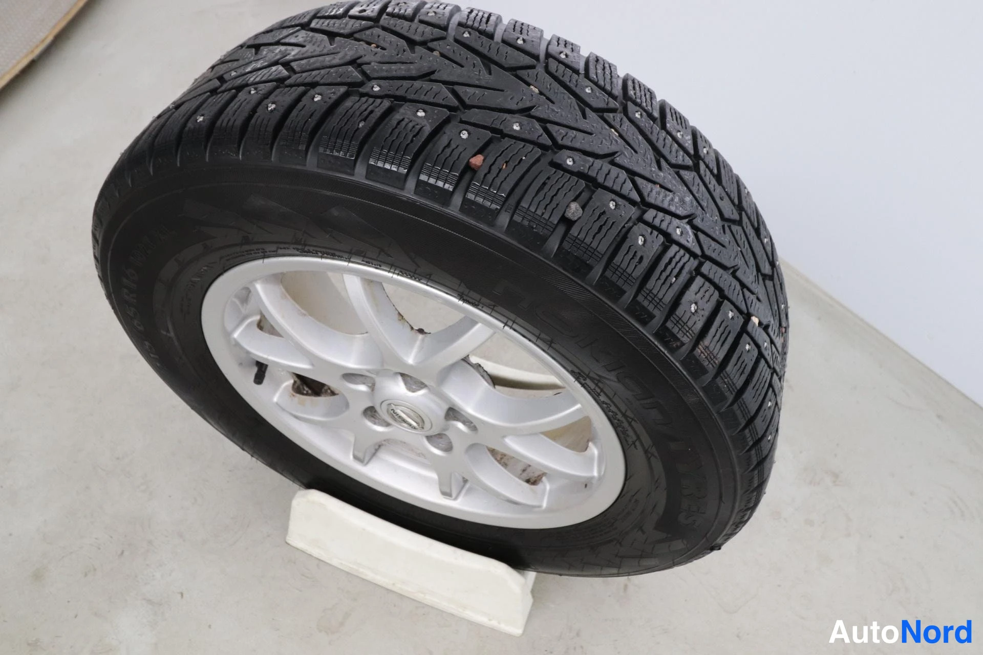 Harmaa Nissan Qashqai+2 2011, yksityiskohta, kuva 25