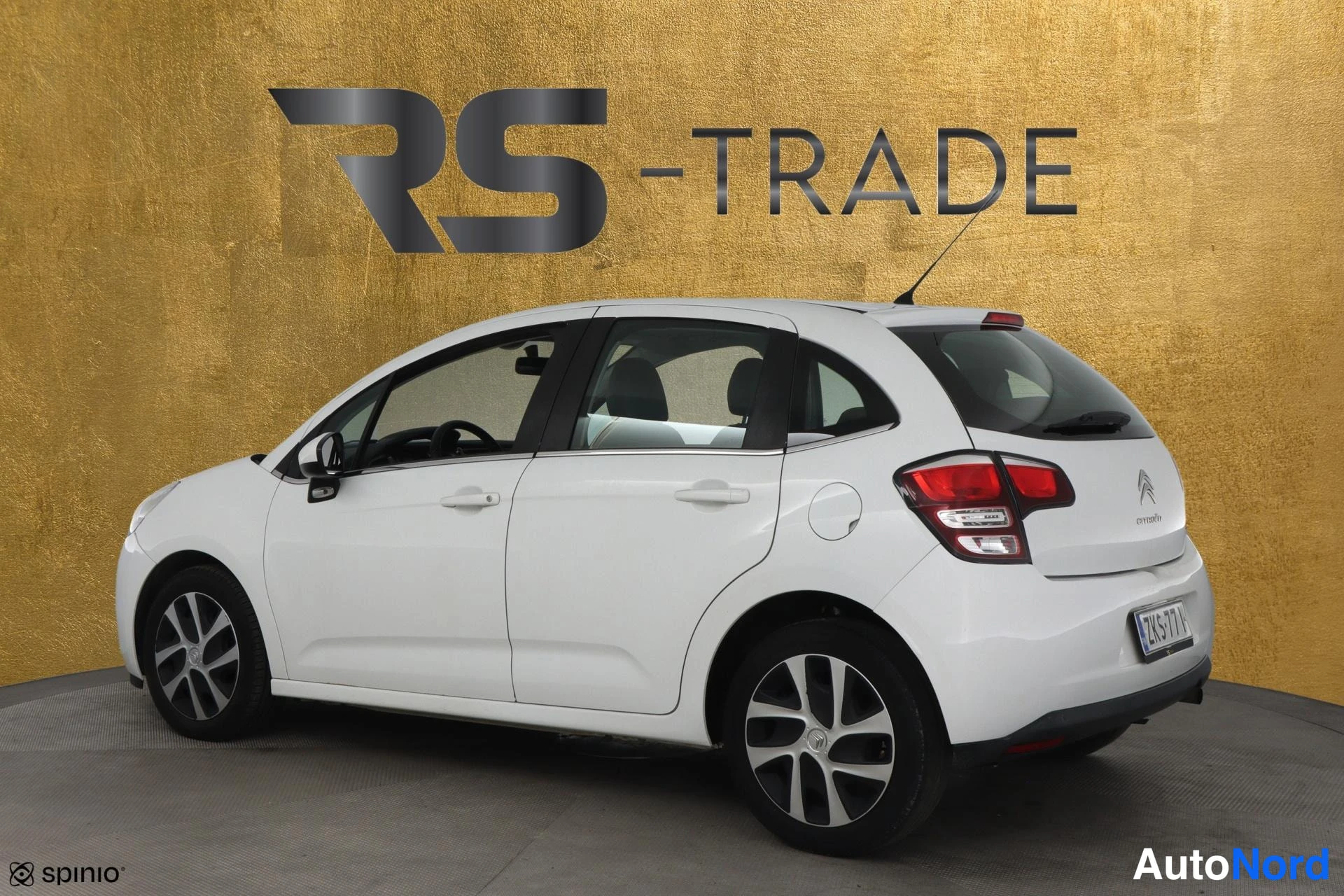 Valkoinen Citroen C3 2016, takaviisto, kuva 6