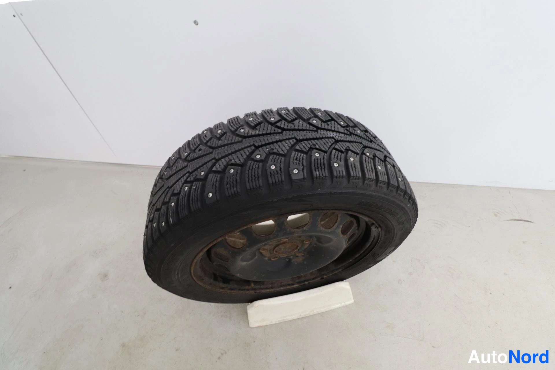Musta Volkswagen Jetta 2008, yksityiskohta, kuva 26