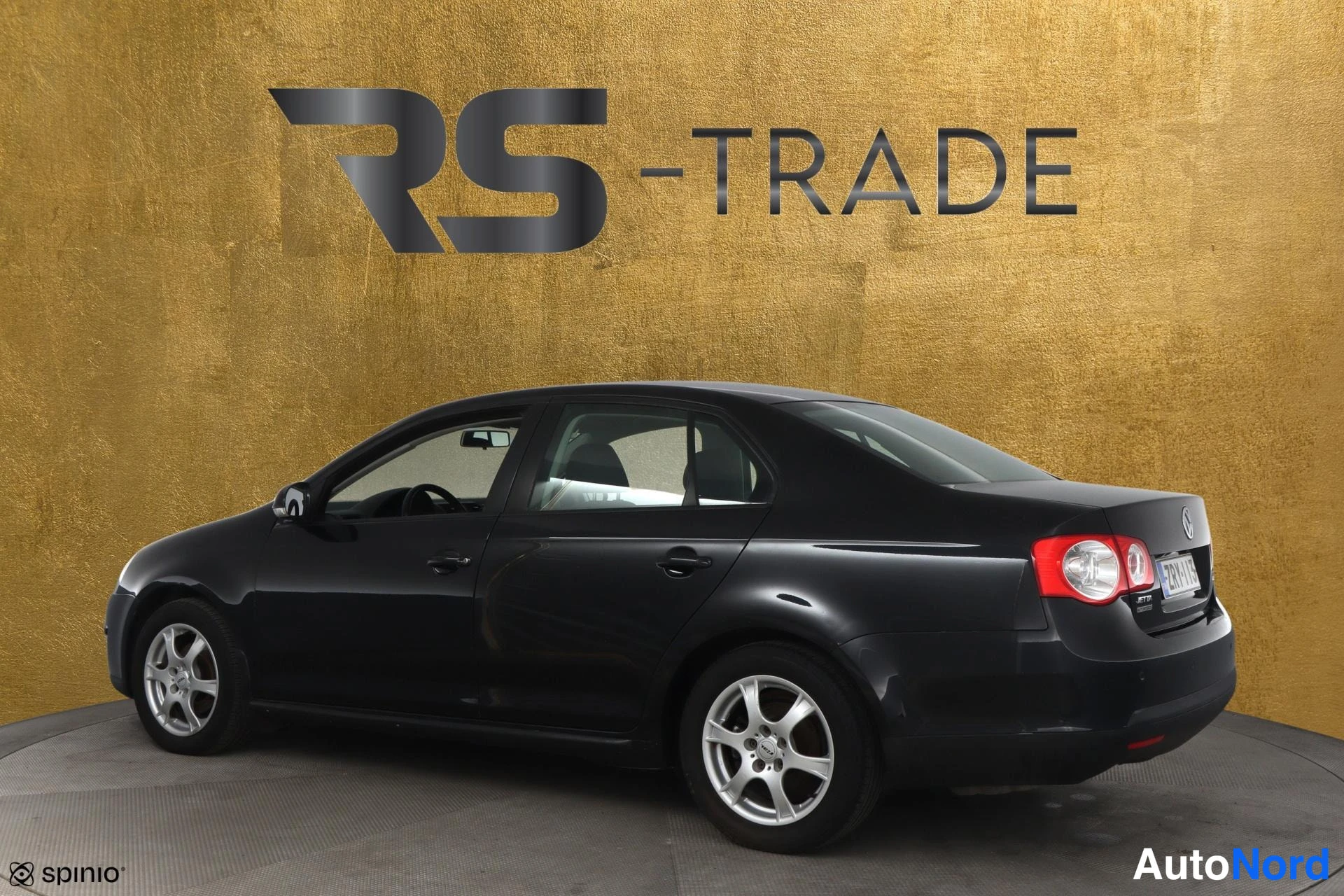 Musta Volkswagen Jetta 2008, takaviisto, kuva 6