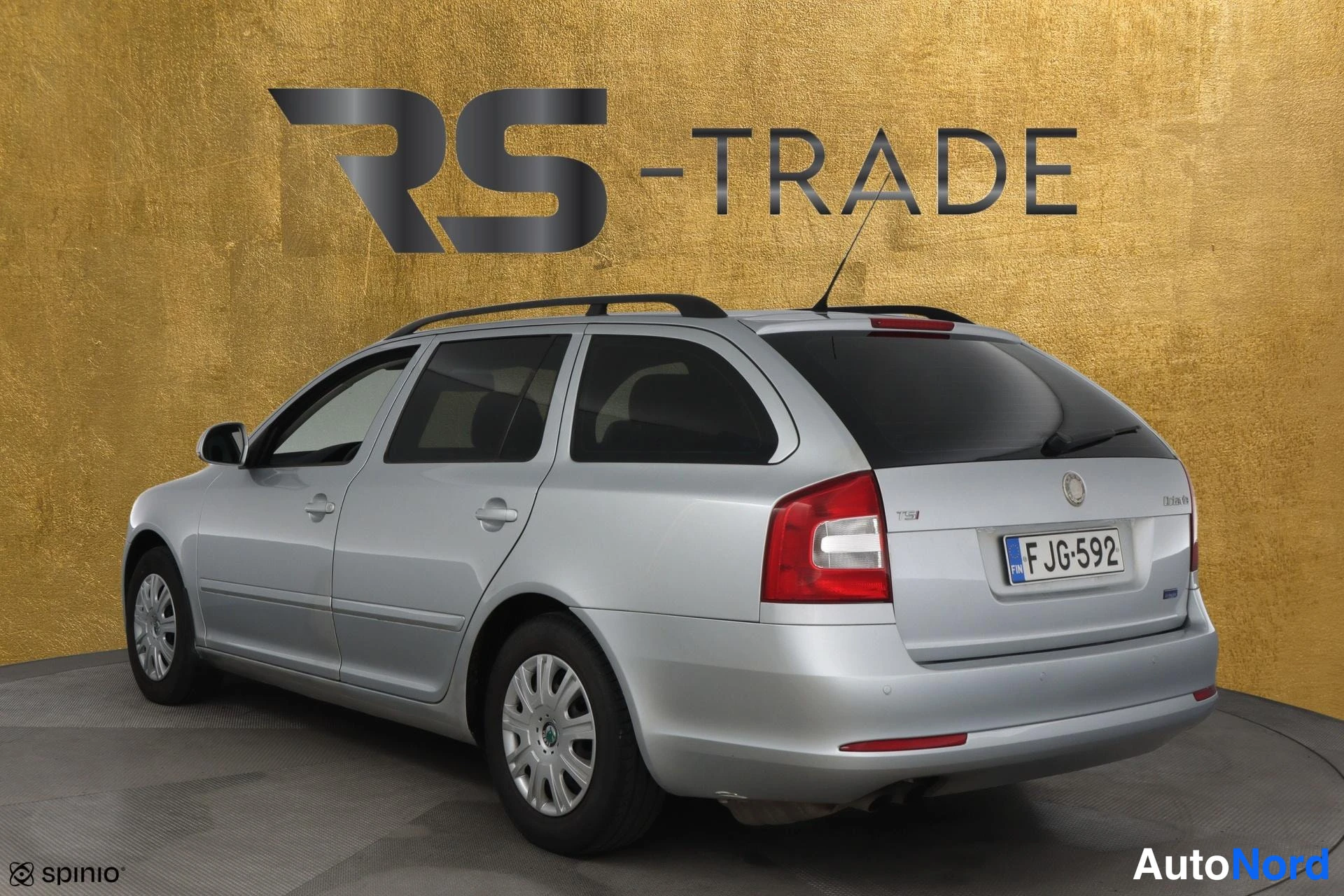 Hopea Skoda Octavia 2009, takaviisto, kuva 5