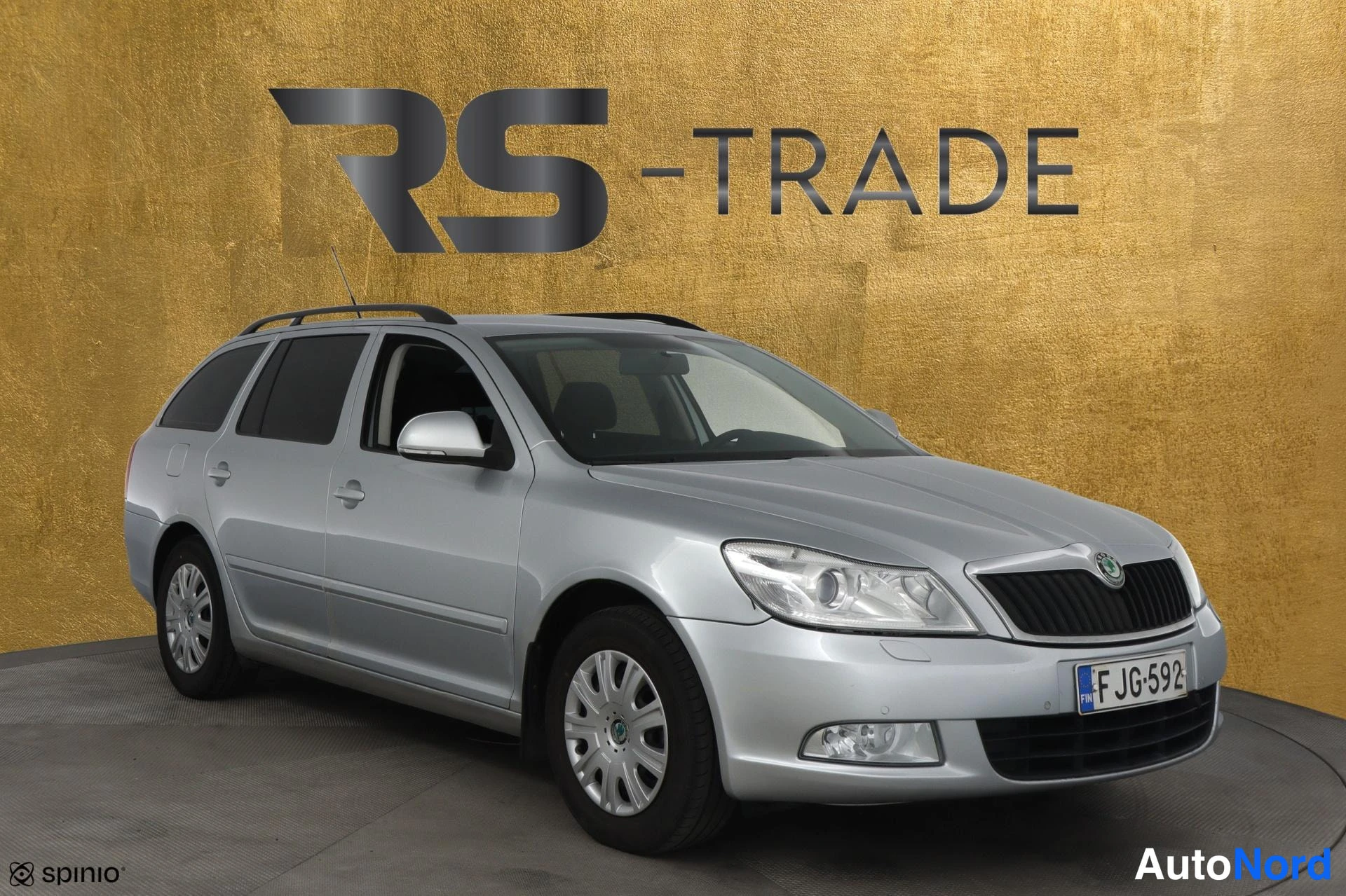 Hopea Skoda Octavia 2009, etuviisto, keula oikealle, kuva 3