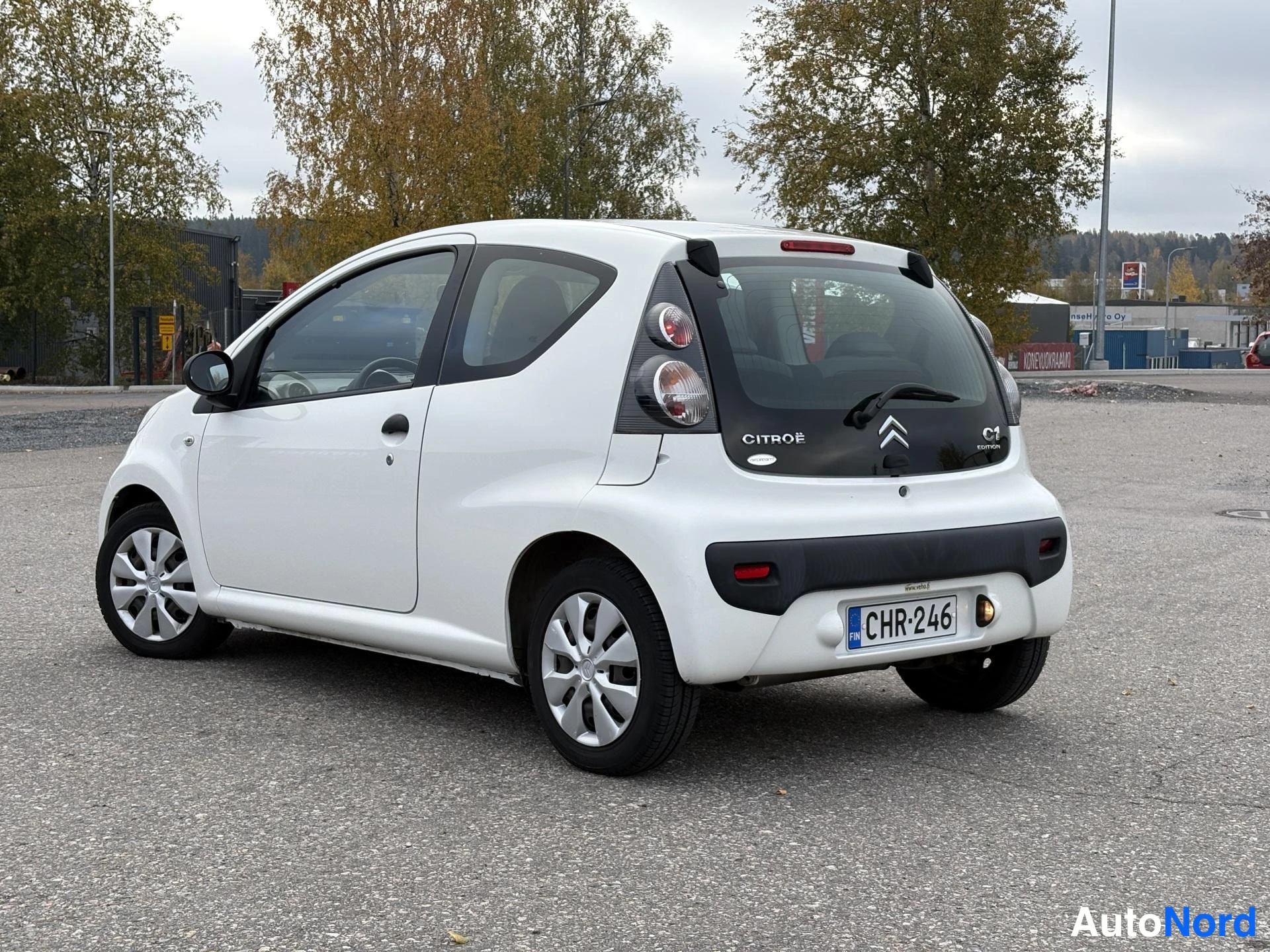 Valkoinen Citroen C1 2010, takaviisto, kuva 4
