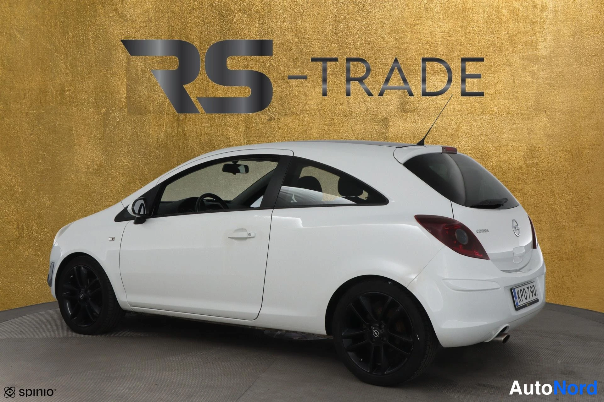 Valkoinen Opel Corsa 2011, takaviisto, kuva 6