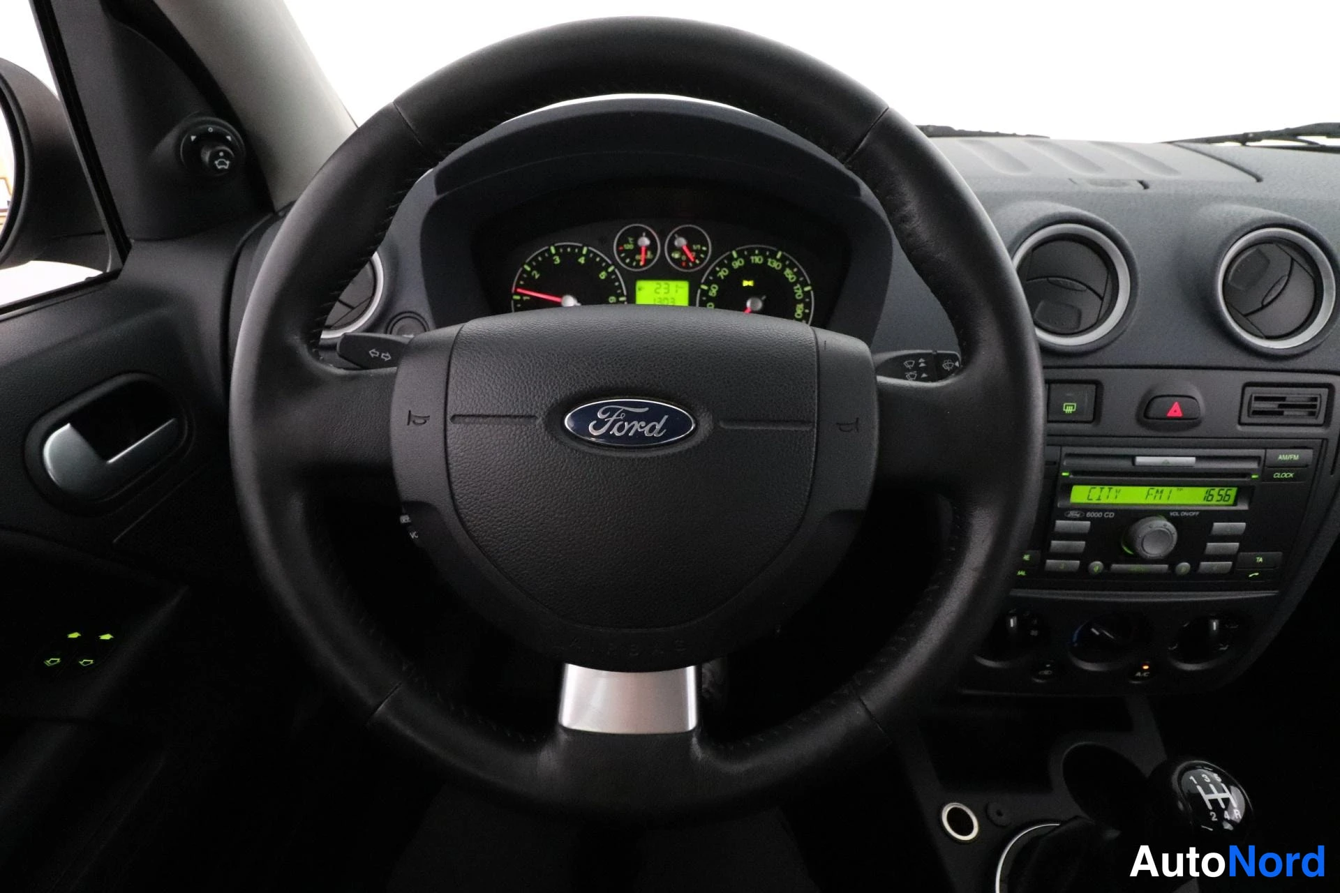 Harmaa Ford Fusion 2011, yksityiskohta, kuva 14