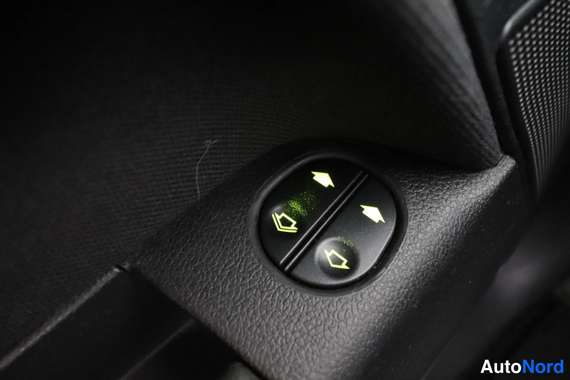 Harmaa Ford Fusion 2011, yksityiskohta, kuva 21