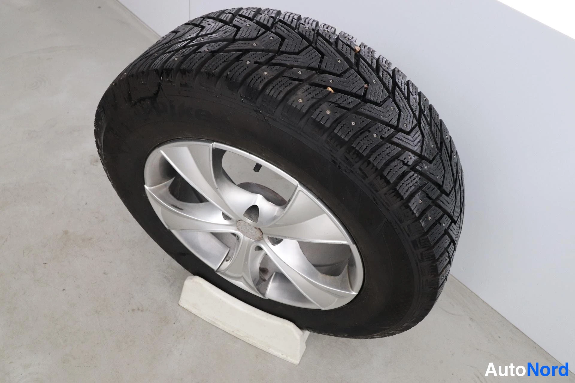 Sininen Mercedes-Benz ML 1998, yksityiskohta, kuva 21
