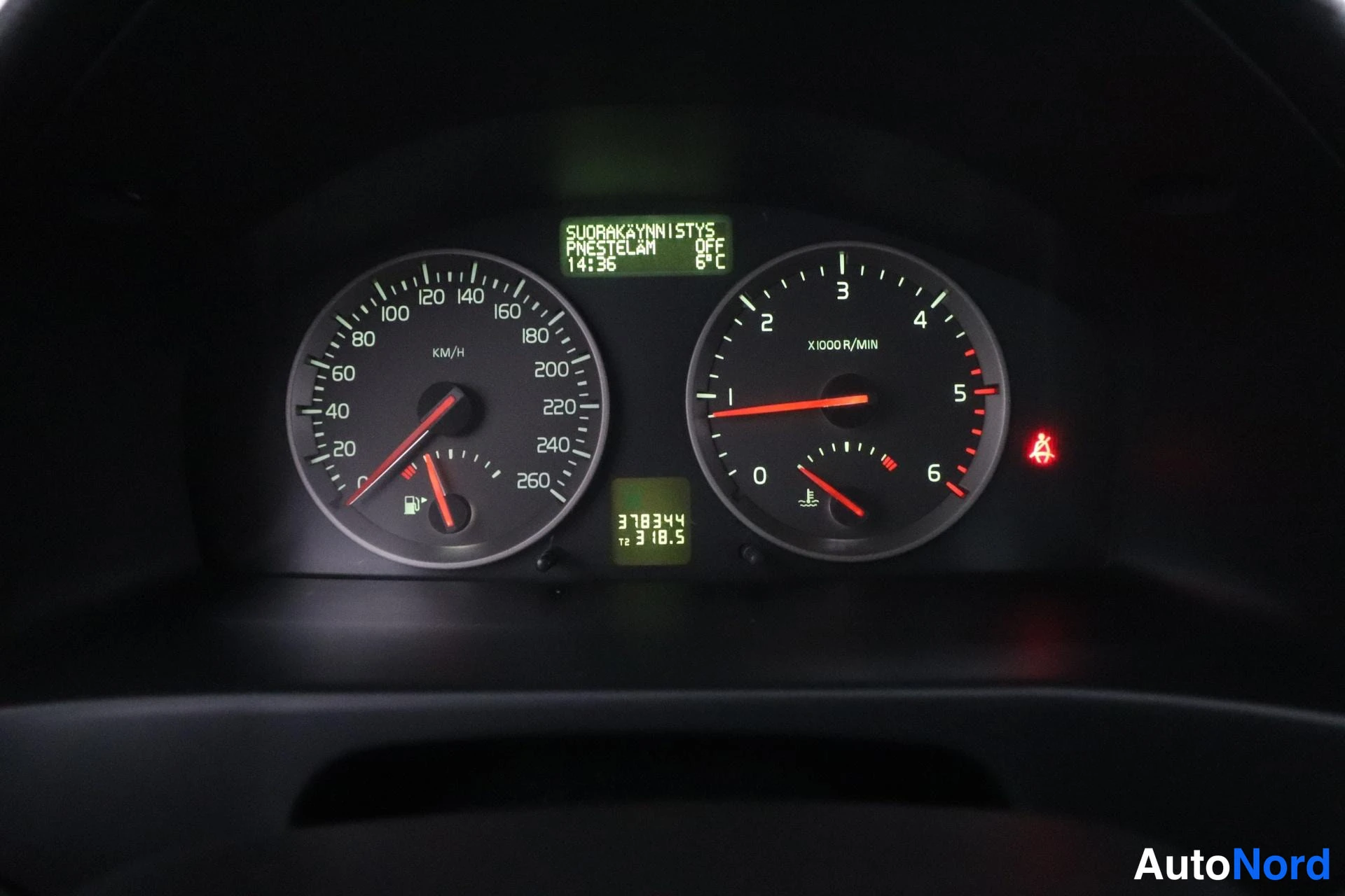Punainen Volvo S40 2006, kuva 26