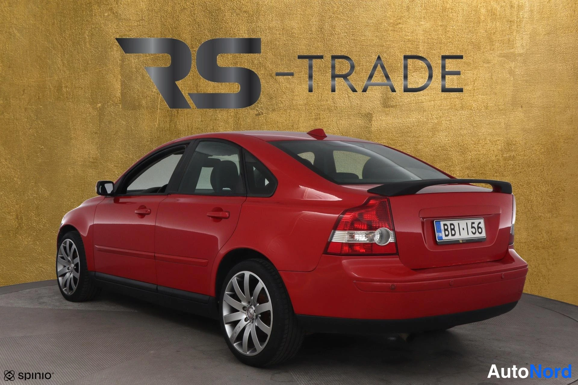 Punainen Volvo S40 2006, takaviisto, kuva 5