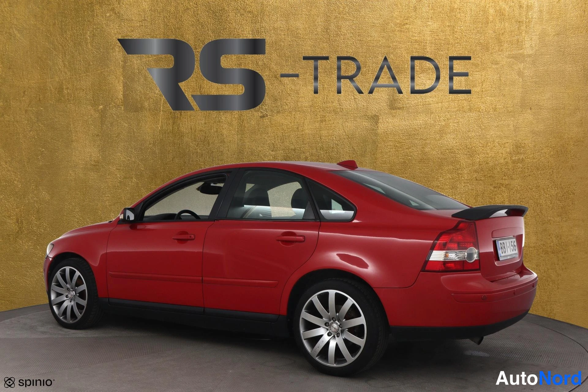 Punainen Volvo S40 2006, takaviisto, kuva 6