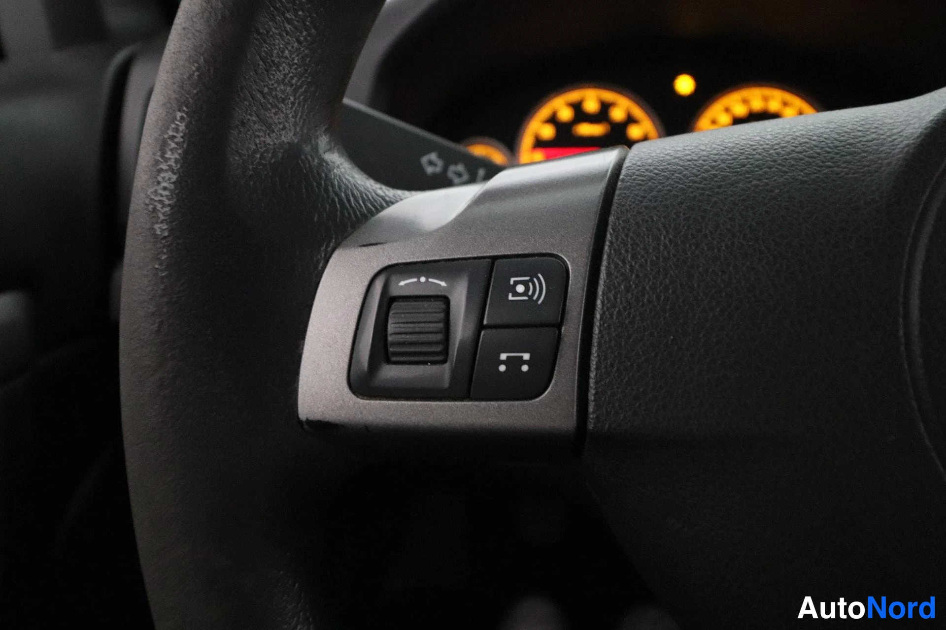 Sininen Opel Vectra 2006, yksityiskohta, kuva 15